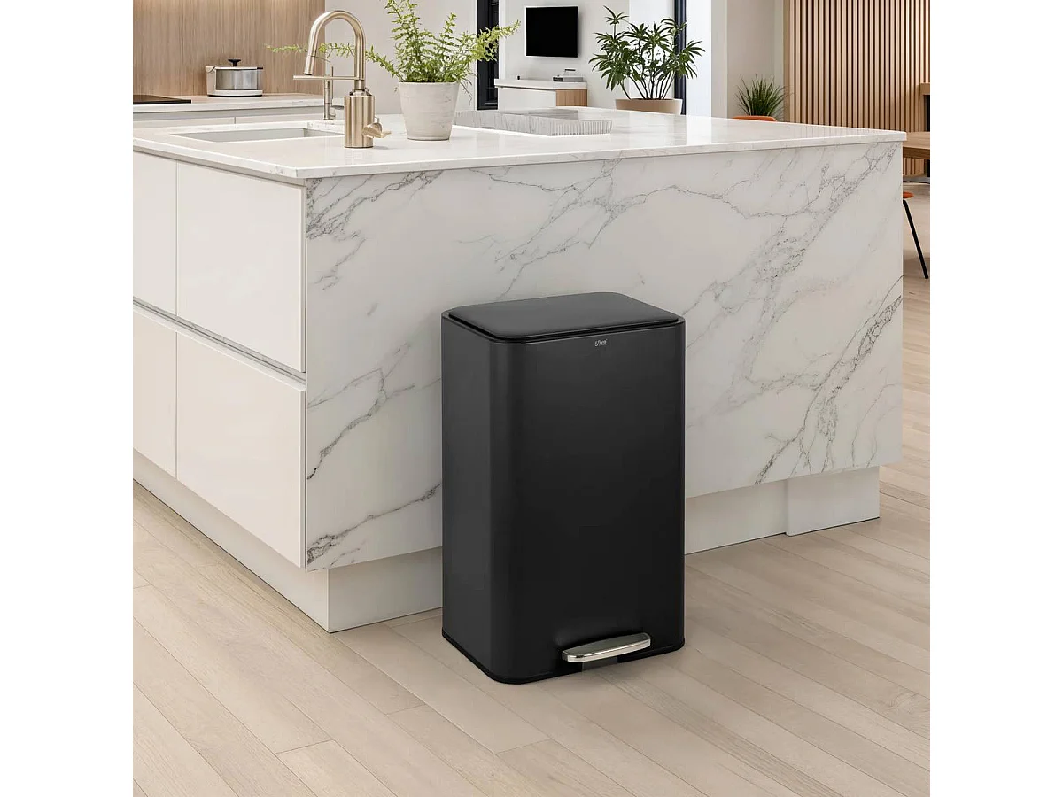 Poubelle à Pédale Slim "Delta" 50L Noir