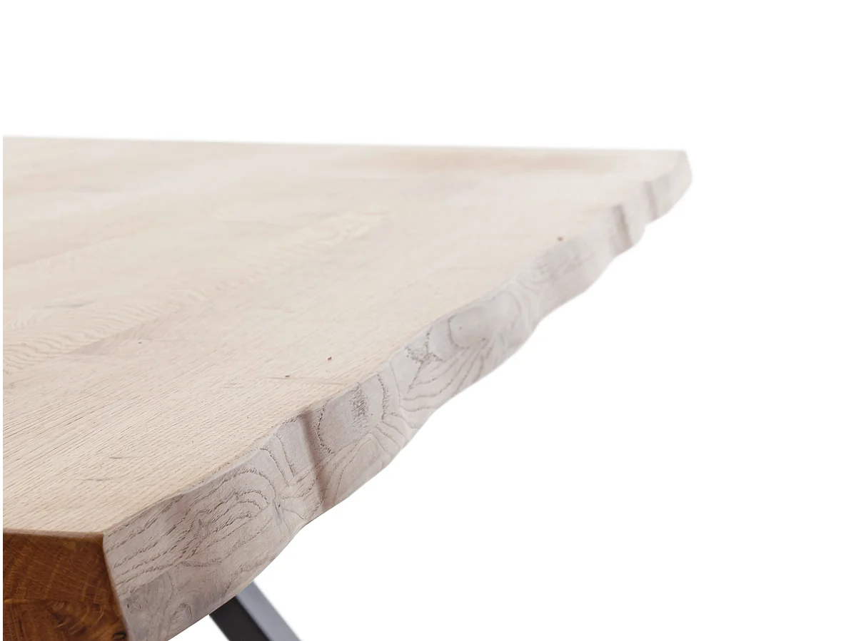 Table à manger avec bord irrégulier coloris Chêne massif naturel et pieds en métal forme croisée - Longueur 160 x Profondeur 90 x Hauteur 76 cm