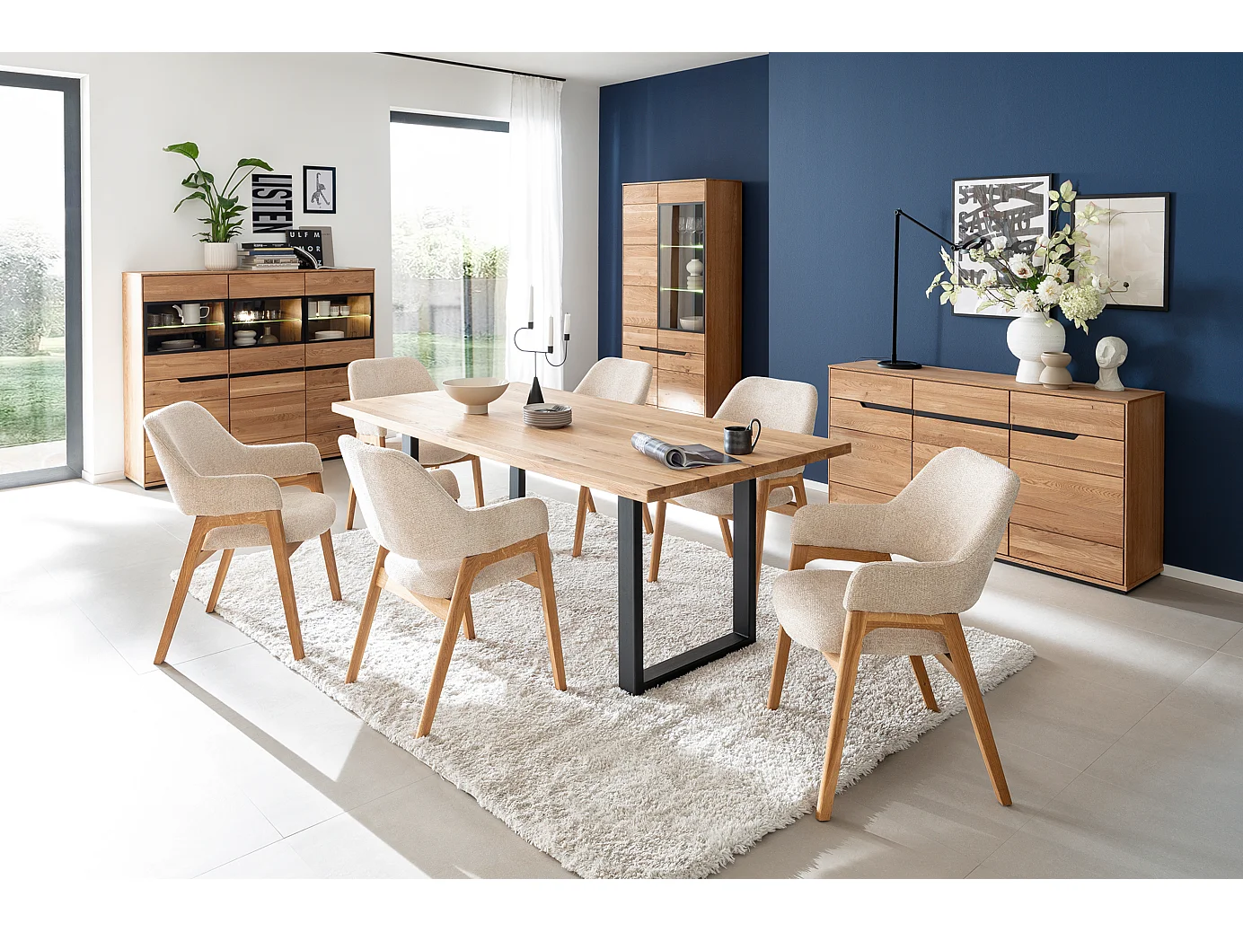 Table à manger avec bord droit coloris Chêne massif naturel et pieds en métal noir  - Longueur 180 x Profondeur 100 x Hauteur 76 cm