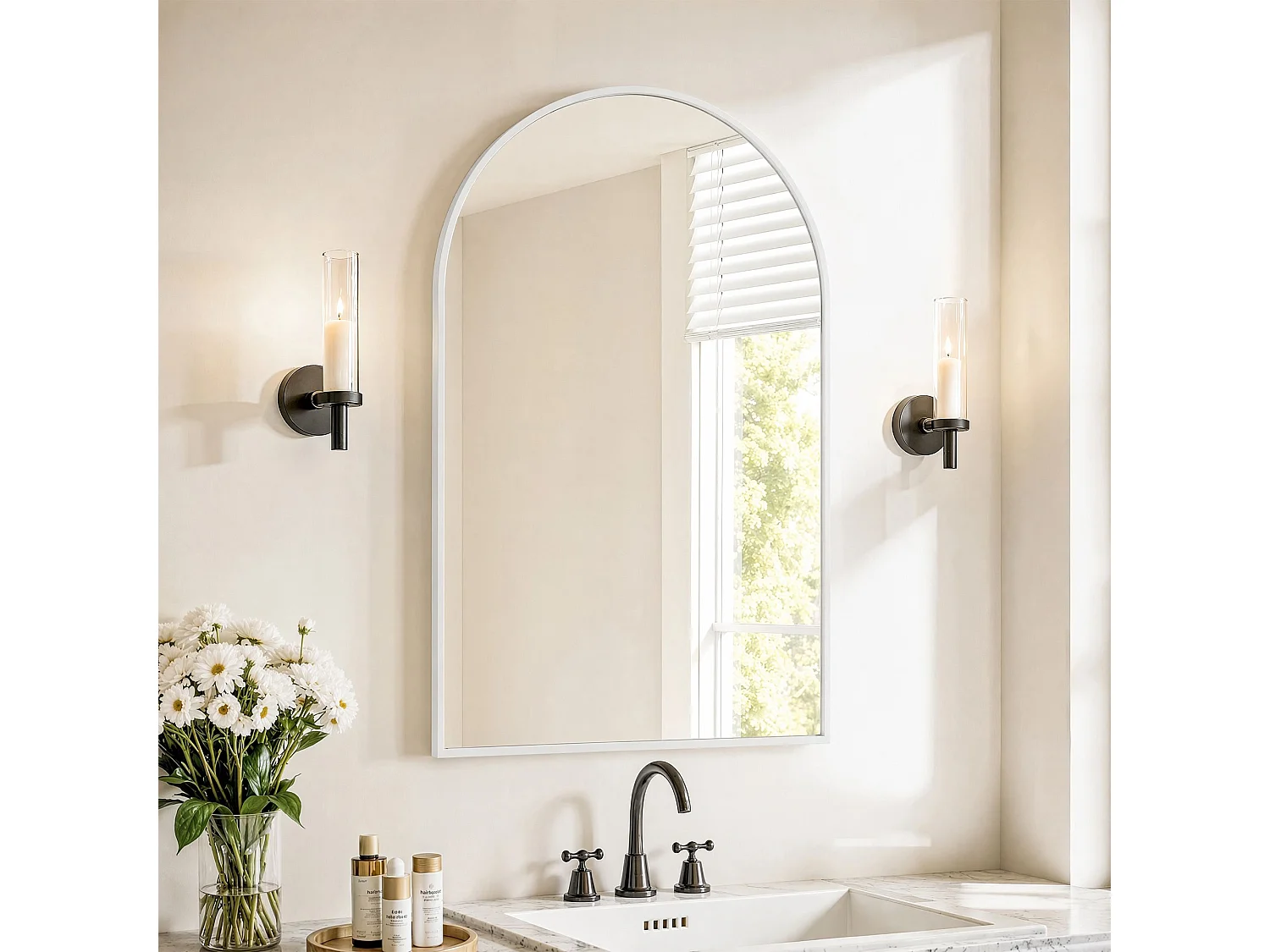 Miroir mural arqué 90x61 cm en verre trempé avec cadre aluminium, miroir design moderne blanc chambre salle de bain
