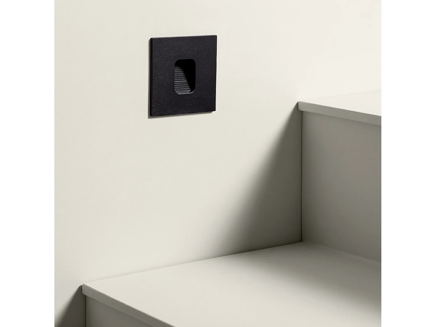 Segnapasso Esterno LED 2W da Incasso Parete Quadrato Olite 4000K Nero Bianco Naturale