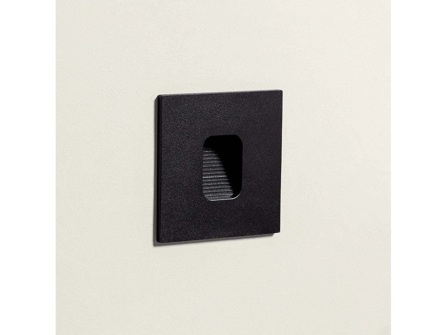 Segnapasso Esterno LED 2W da Incasso Parete Quadrato Olite 4000K Nero Bianco Naturale
