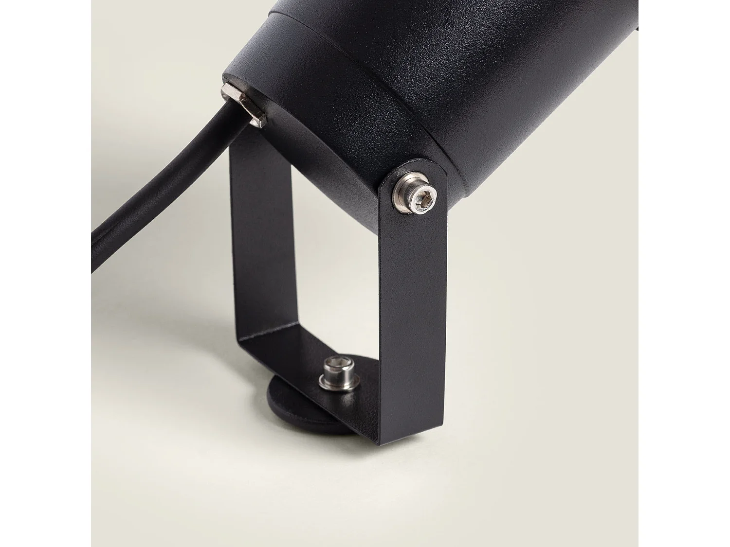 Foco Exterior GU10 Aluminio con Pincho Tigris Negro