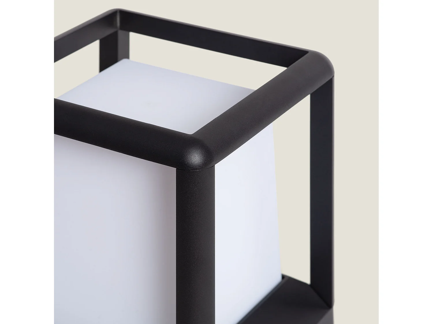Baliza Sobremuro Exterior E27 Aluminio 21cm Indo Negro