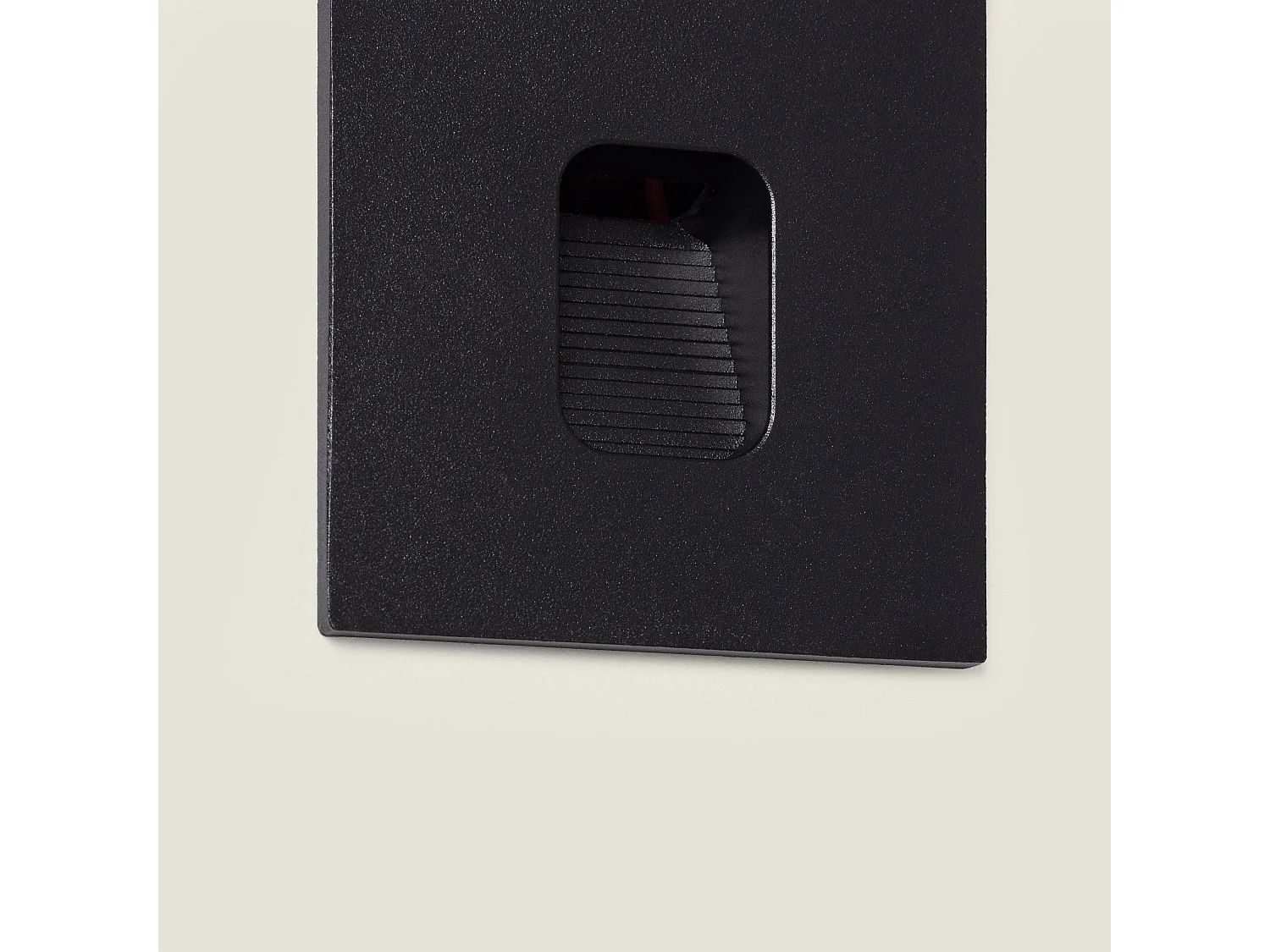 Baliza Exterior LED 2W Empotrable Pared Cuadrado Olite 2700K Negro Blanco Cálido