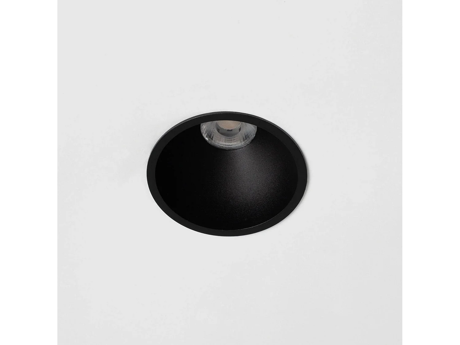 Foco Downlight LED 12W Corte Ø 75 mm Deep 4000K Negro Blanco Neutro