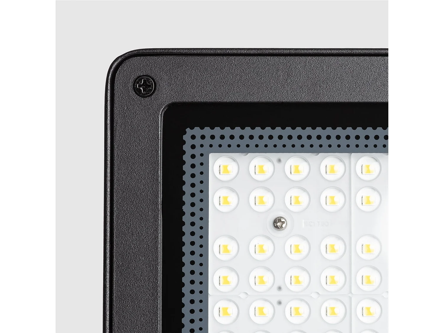 Projecteur LED 100W Dimmable TRIAC 170 lm/W IP65 ELEGANCE Slim PRO Noir 3000K Blanc chaud Asymétrique 30ºx90º