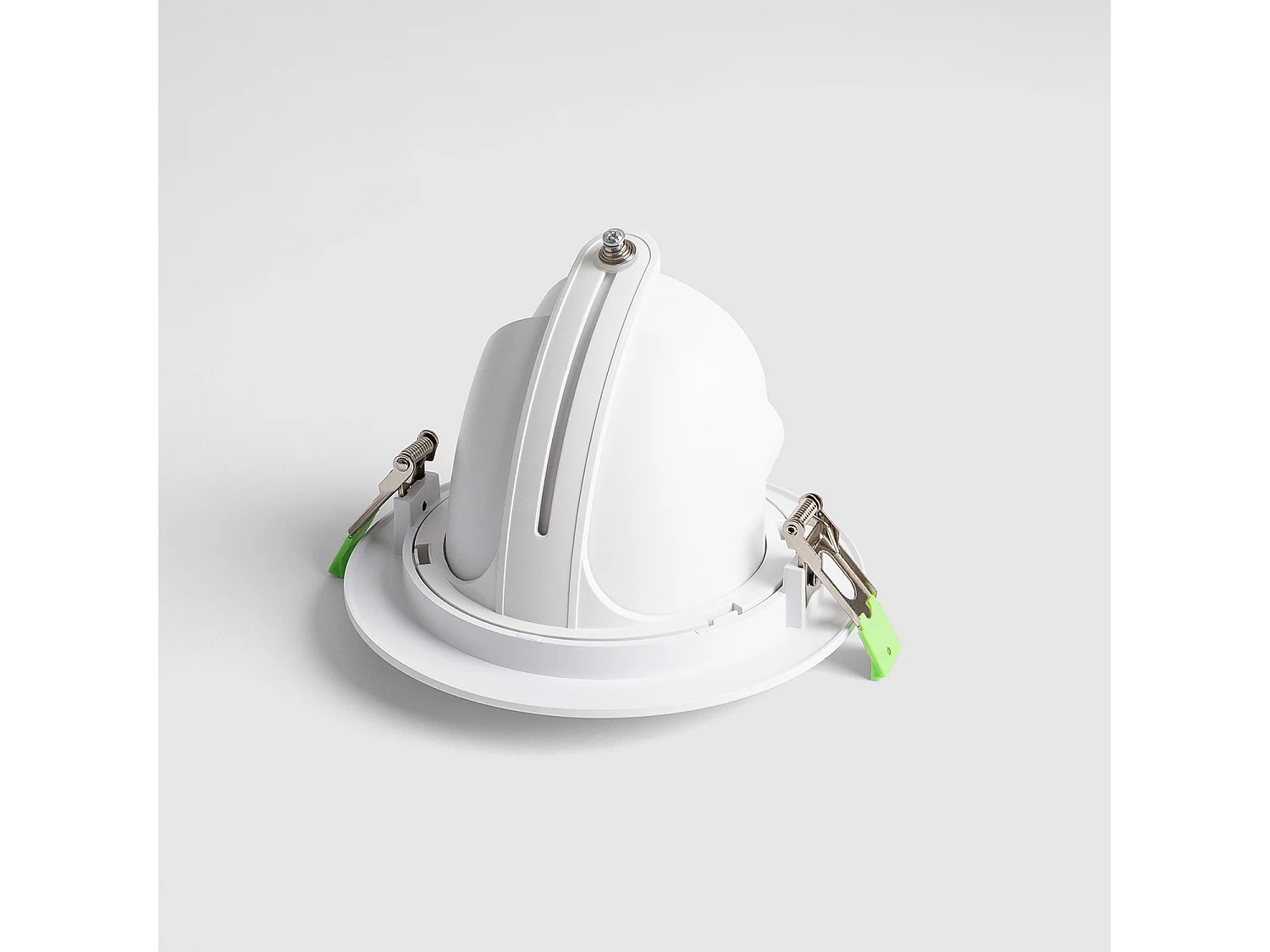 Downlight LED 38W Rond Directionnel Chip  120 lm/W  Coupe Ø 160 mm No Flicker 2700K - 4000K - 6000K Sélectionnable (chaud-neutre-froid)