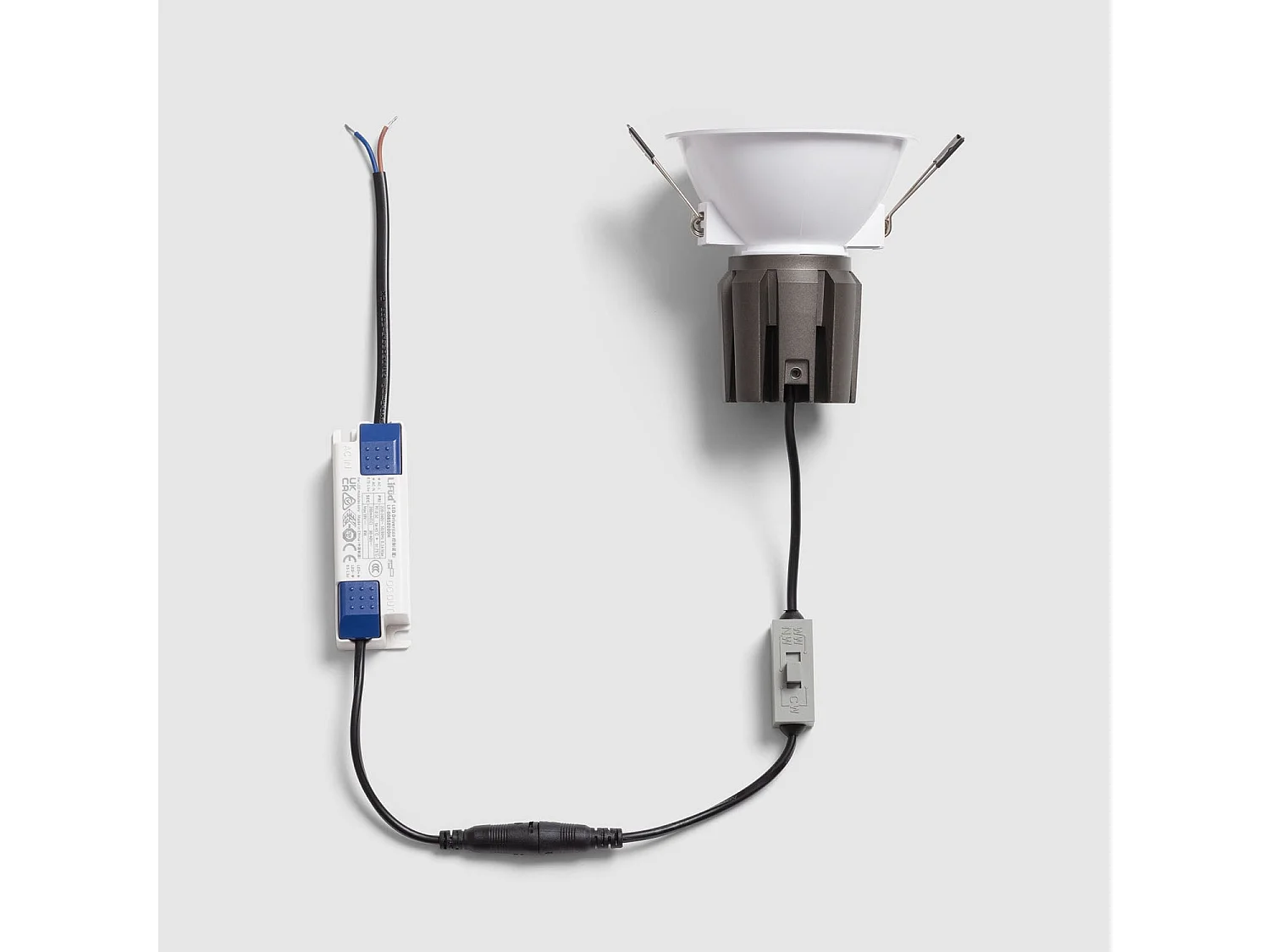 Spot Downlight LED 9W / 12W Conique Areni Coupe Ø 85 mm 4000K Rouge Blanc neutre 9 W