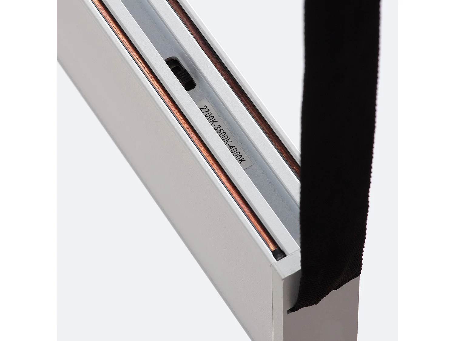 Barre Linéaire LED 120cm 30W Suwis avec Rail Magnétique 20mm Blanc