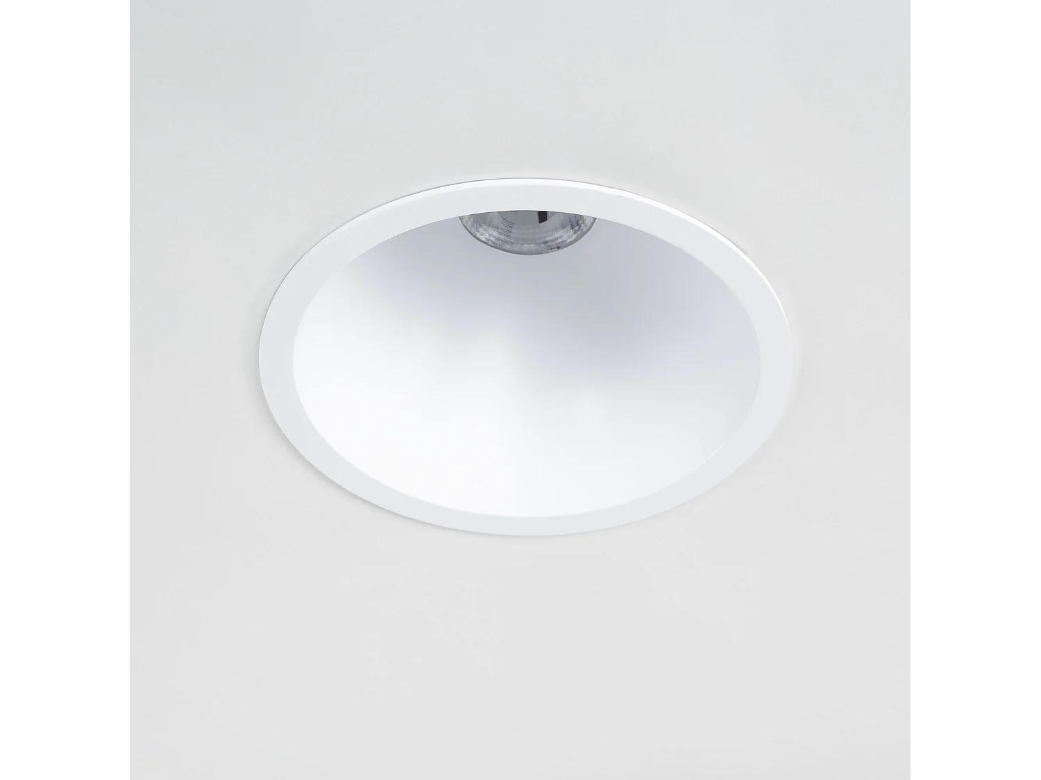 Foco Downlight LED 9W / 12W Cónico Areni Corte Ø 100 mm 3500K Rojo Blanco Cálido 9 W