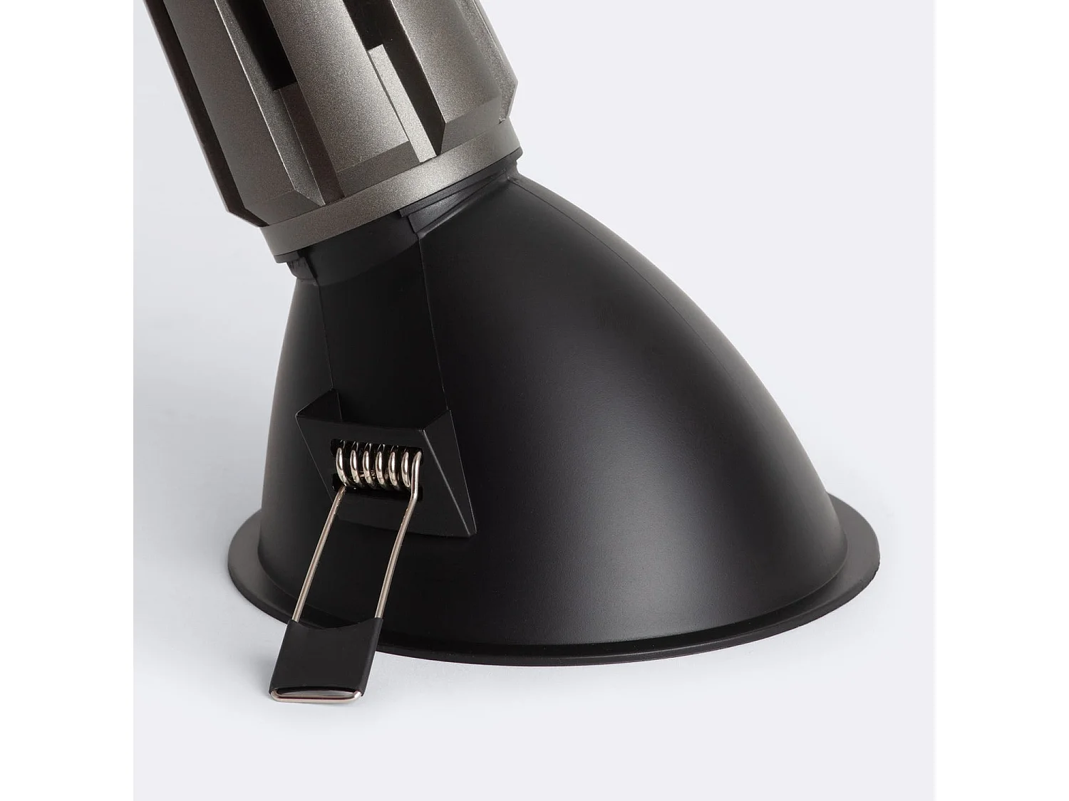 Foco Downlight LED 9W / 12W Cónico inclinación 20º Areni Corte Ø 100 mm 4000K Negro Blanco Neutro 9 W