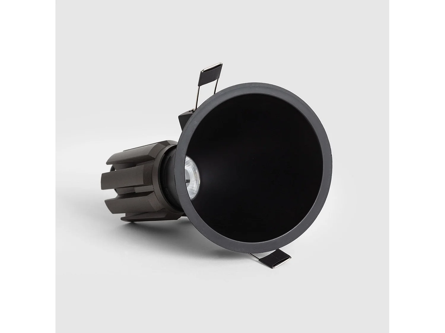 Foco Downlight LED 9W / 12W Cónico inclinación 20º Areni Corte Ø 100 mm 4000K Negro Blanco Neutro 9 W