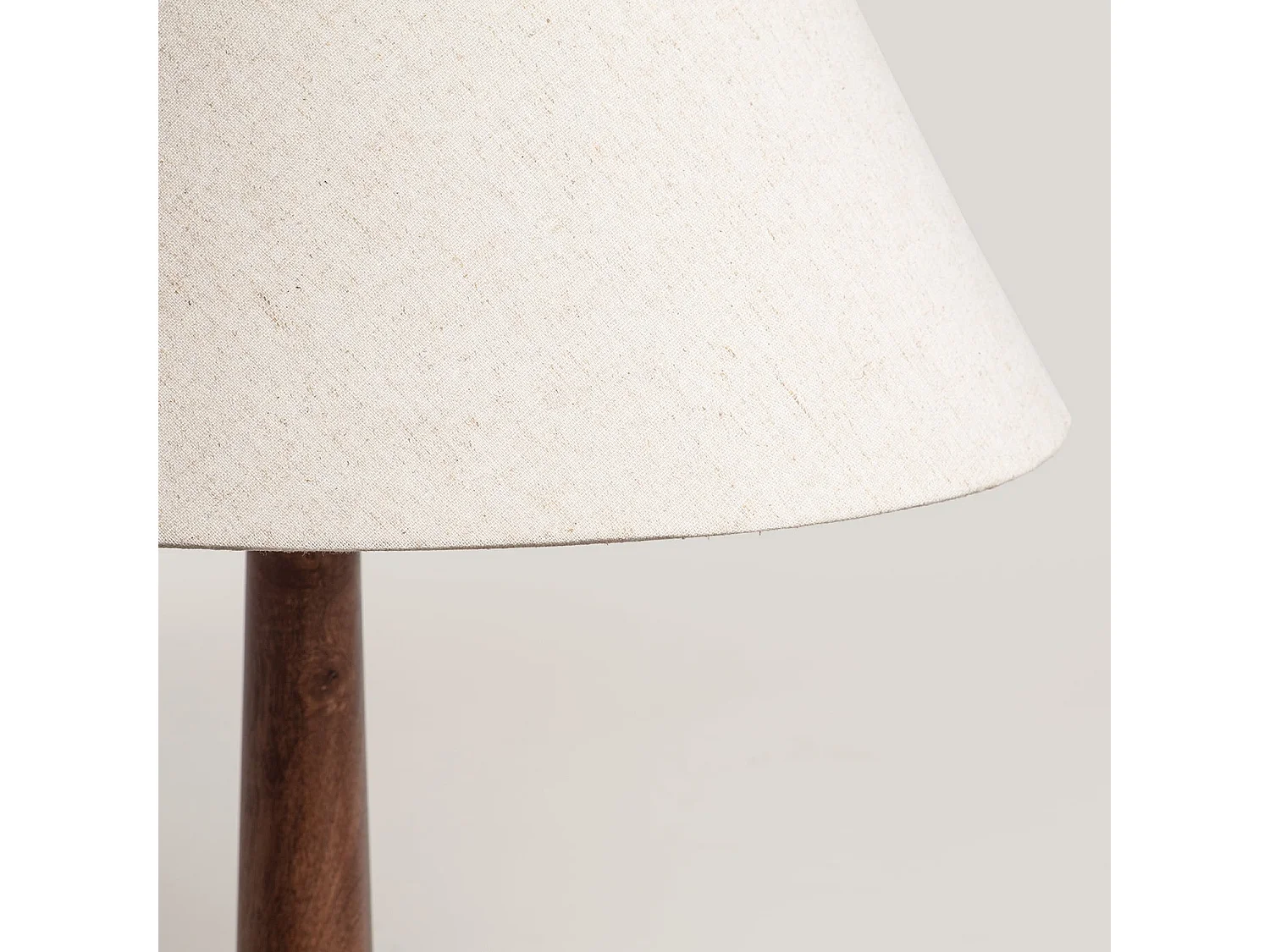 Lámpara de Pie Madera Kehna ILUZZIA Beige