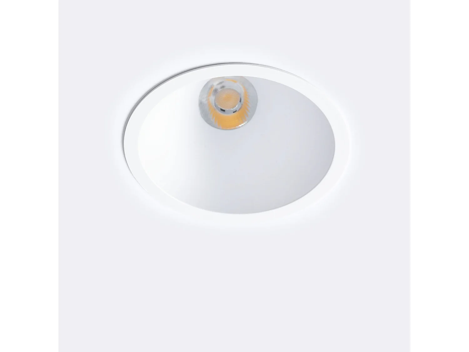 Foco Downlight LED 9W / 12W Cónico inclinación 20º Areni Corte Ø 100 mm 2700K Dorado Blanco Cálido 9 W