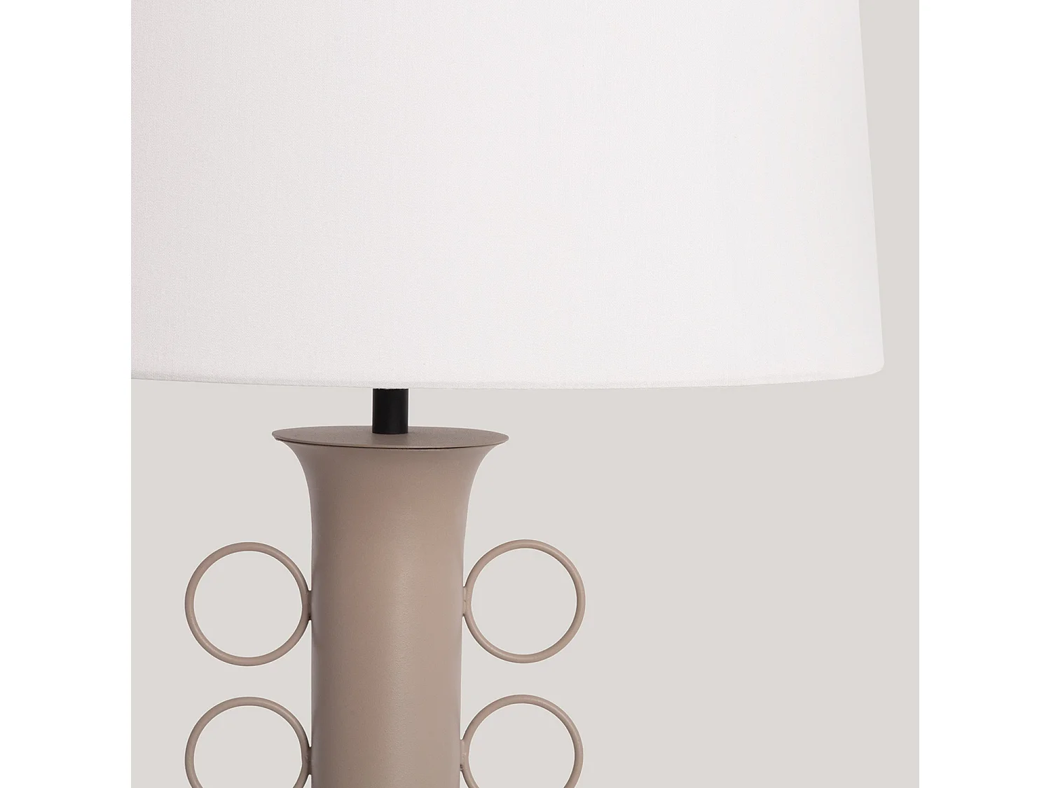 Lampe à Poser Métal Veravil ILUZZIA Beige