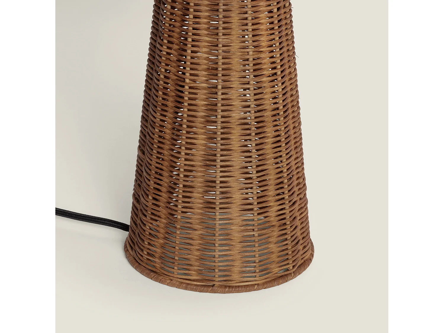 Lámpara de Mesa de Ratán Nara M Marrón