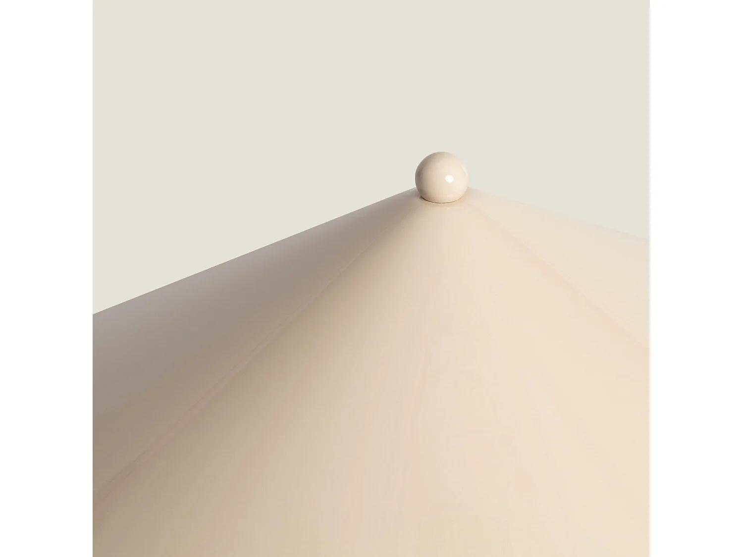 Lámpara de Mesa Metal Noa Beige