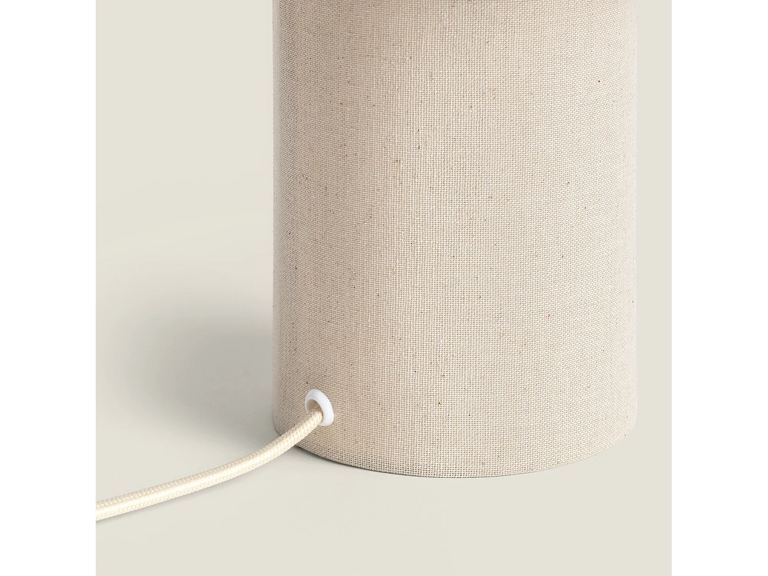 Lámpara de Mesa de Lino Liva Beige ↑35 cm