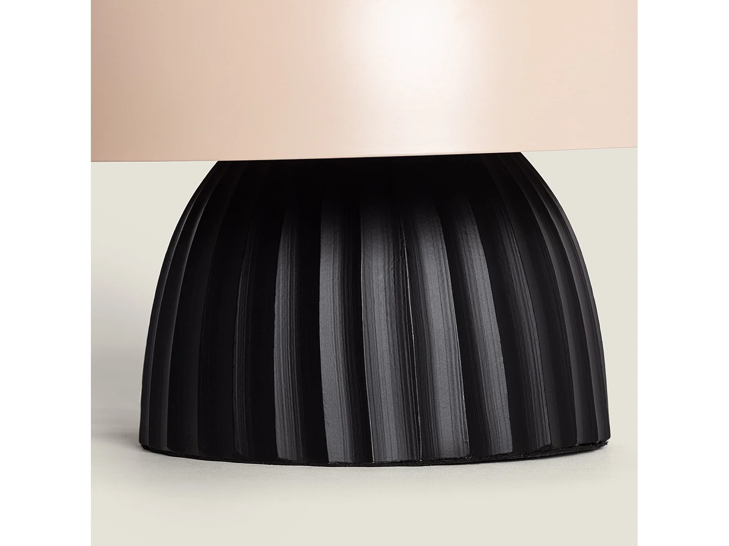 Lámpara de Mesa Metal Aluminio Krobotek  Negro