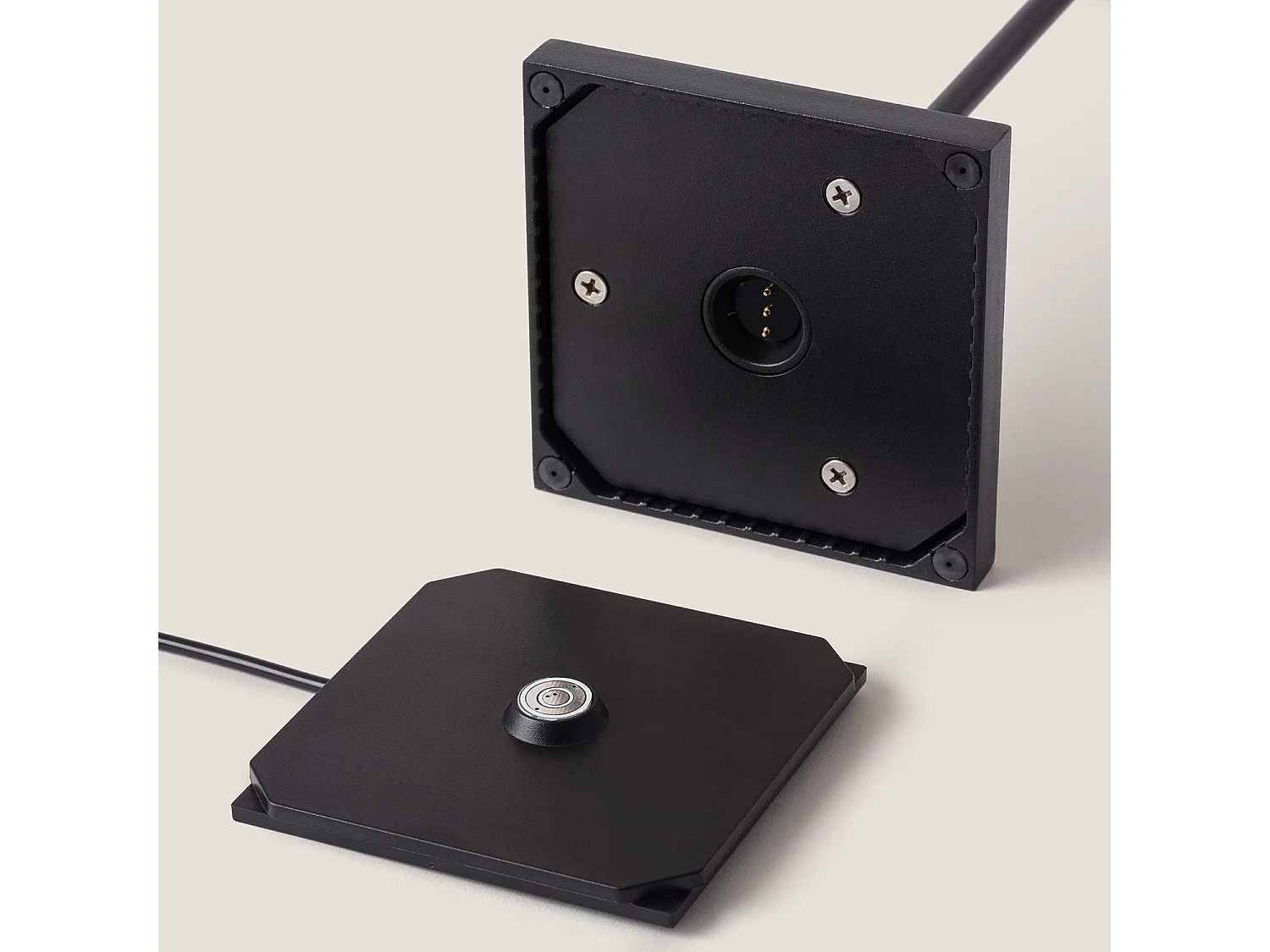 Lámpara de Mesa LED Portátil Exterior con Batería USB Recargable Aluminio y Ratán Medinilla Negro