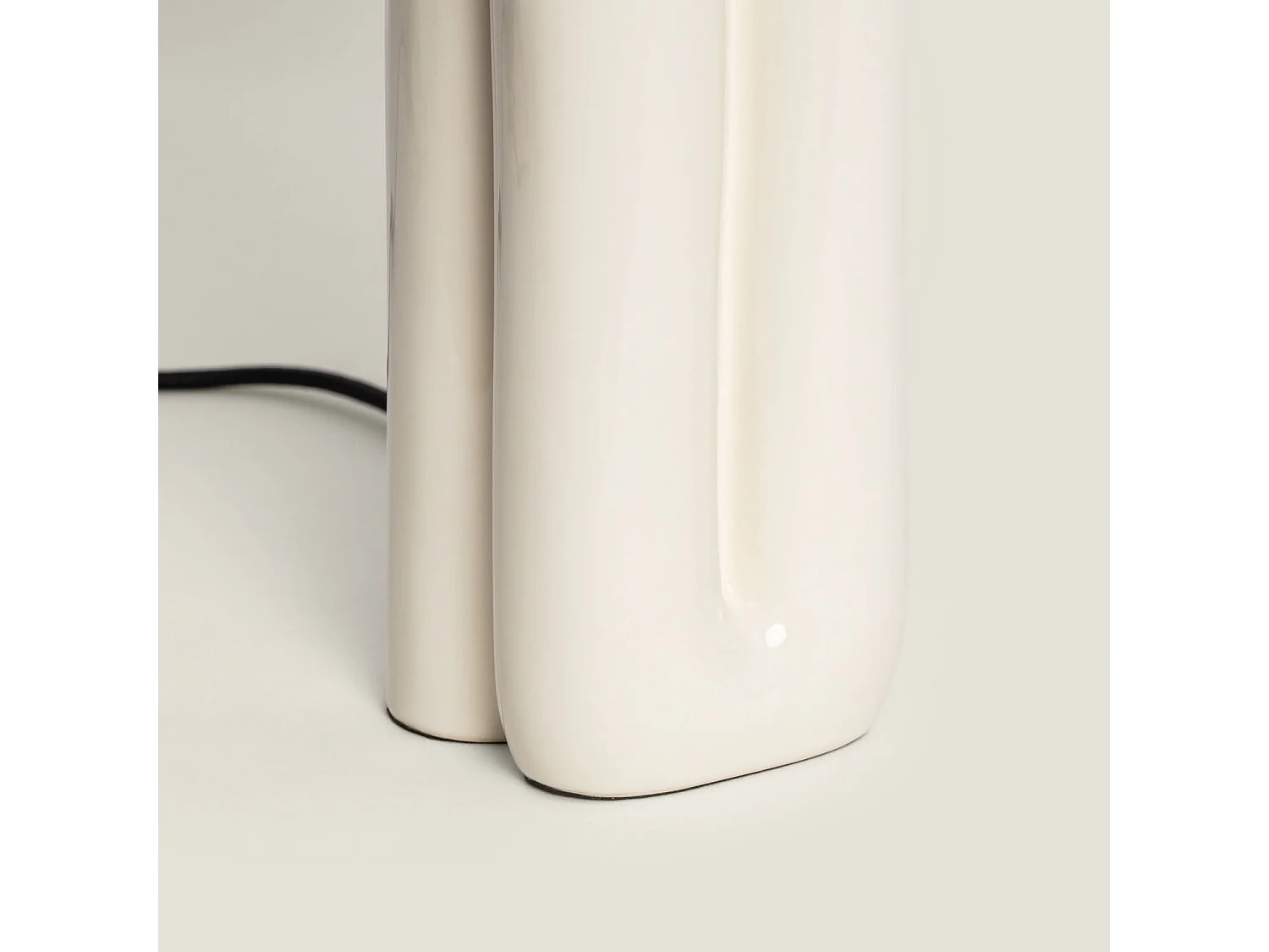 Lámpara de Mesa Cerámica Vero Blanco 510 mm