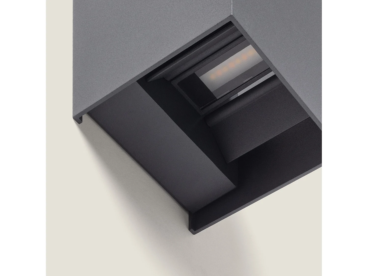 Applique da Parete per Esterni LED 6W Alluminio Doppia Luce Eros 2700K Antracite Bianco Caldo