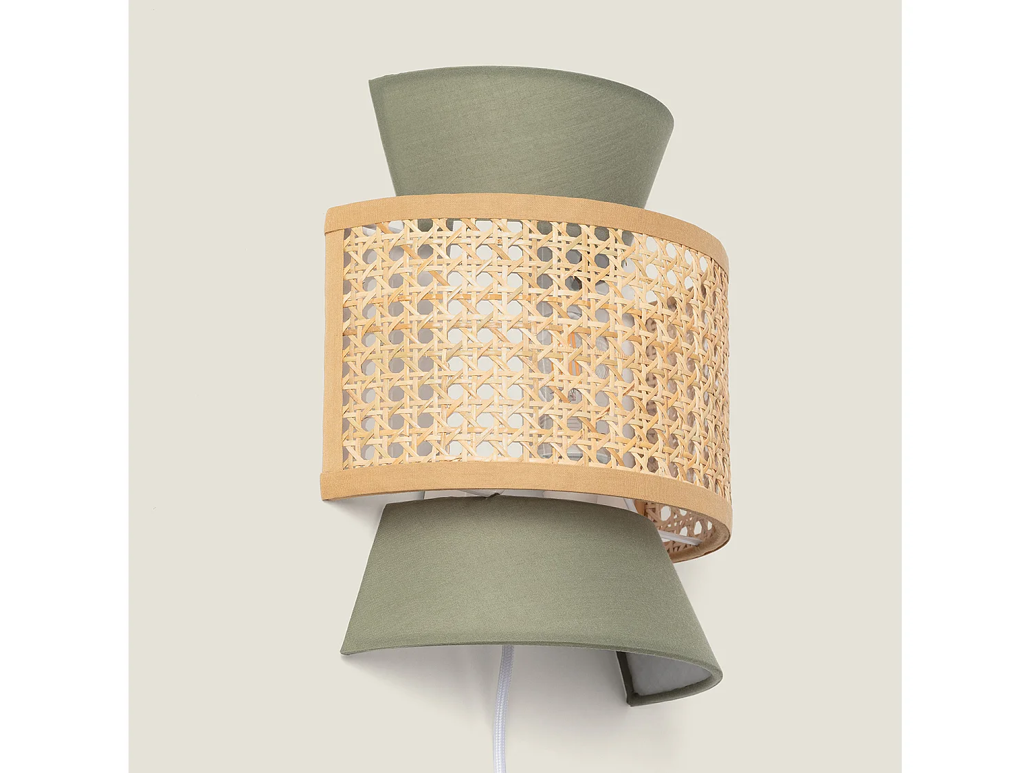 Applique da Parete Rattan e Tessuto Chulu Verde Cachi