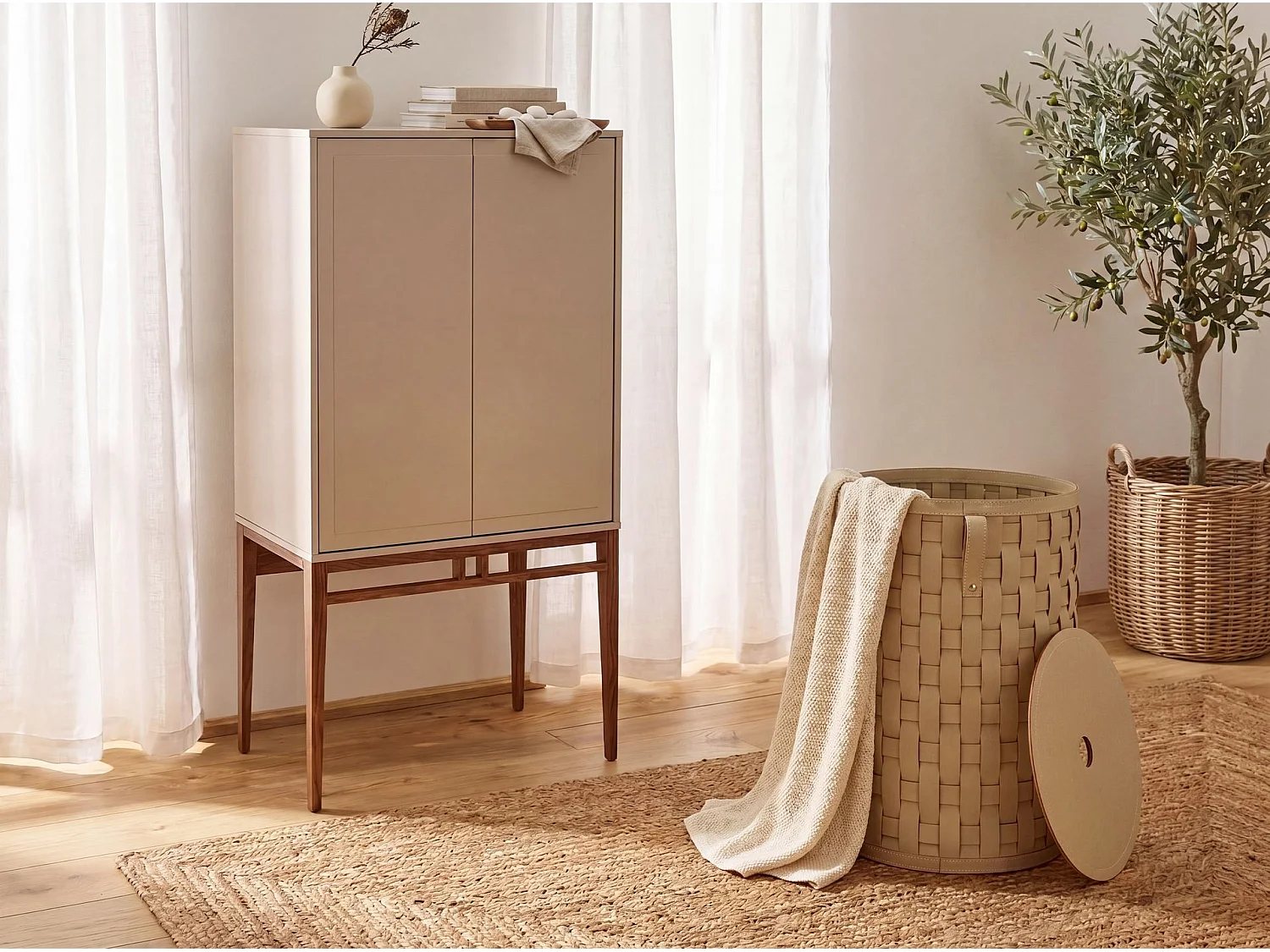 Panier de rangement décoratif cylindrique en cuir régénéré couleur sable avec couvercle 3309 ANGEL CERDA