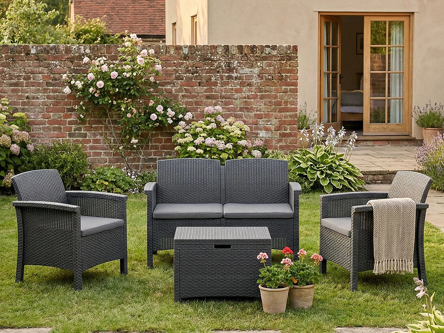 Dbjarnaso Gartenset, 2-Sitzer Made in Italy, Schwarz, Outdoor-Lounge