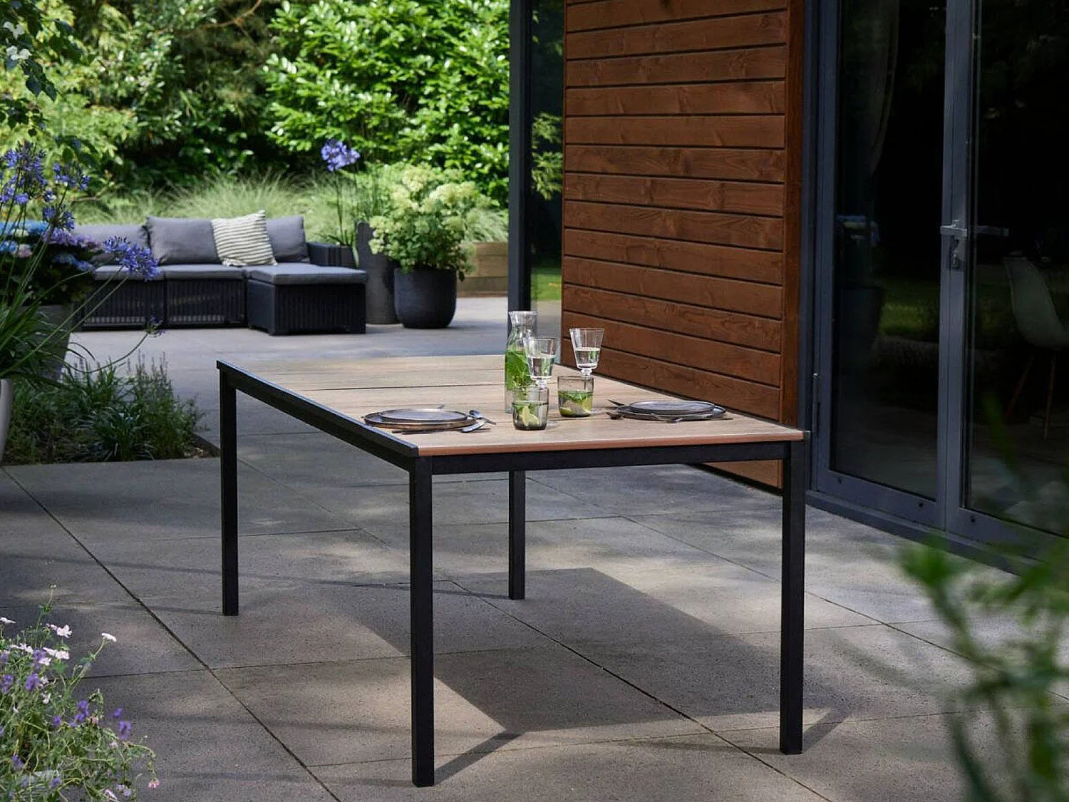 Table d'extérieur Sarnia, 6 places, 95x159x75h cm Noir Anthracite