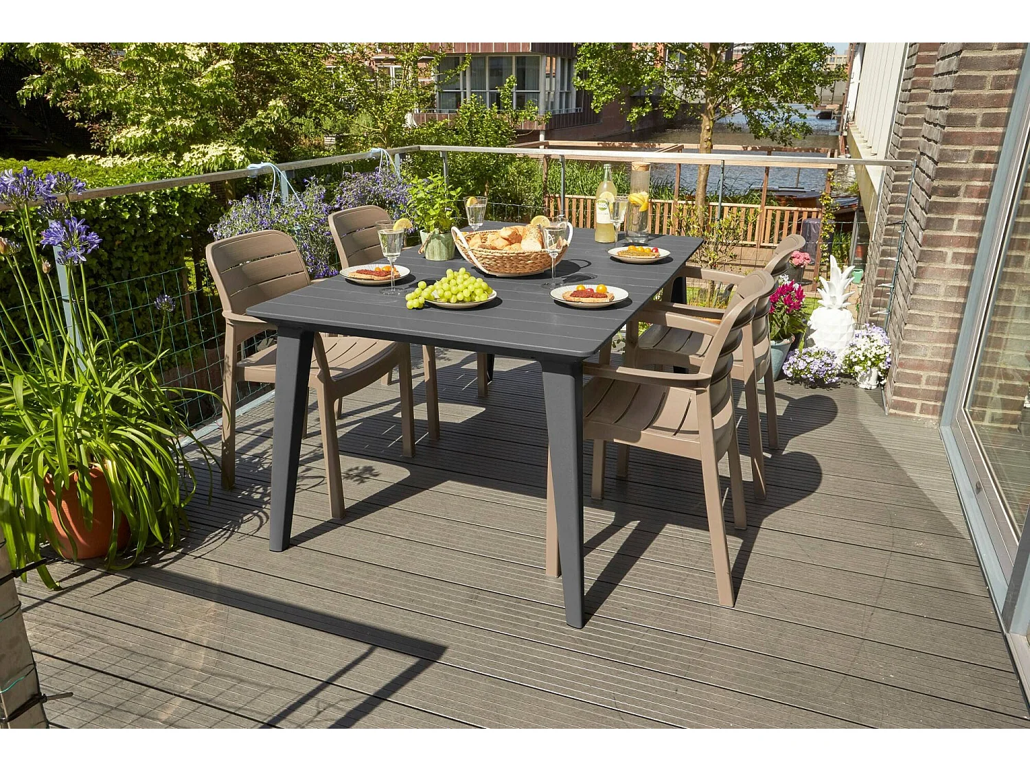 Table de Jardin Brockville, 6 Places, 98x157x74h cm Noir Anthracite