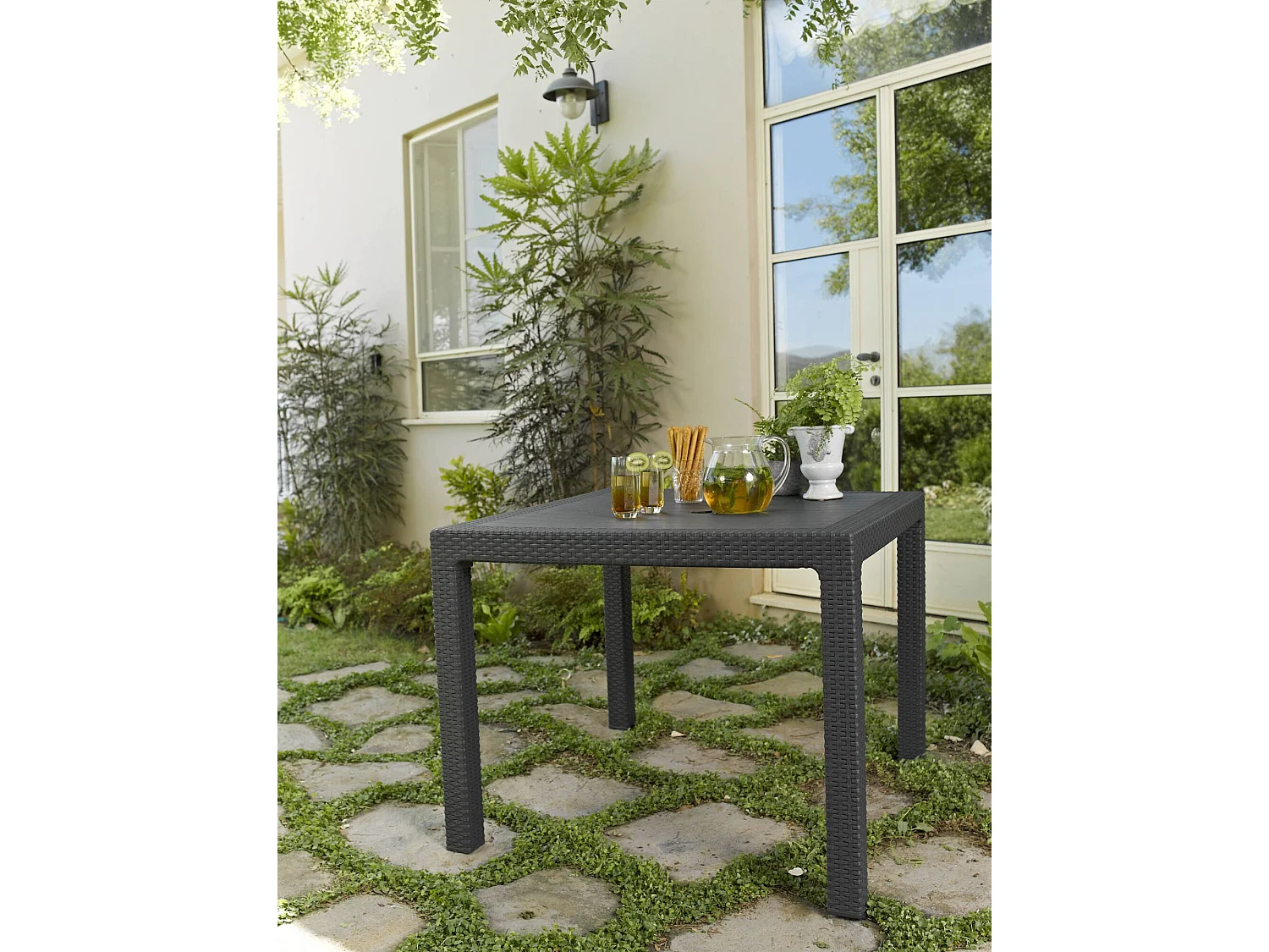 Table d'extérieur Terrace, 4 places, 95x95x74.5h cm Noir Anthracite