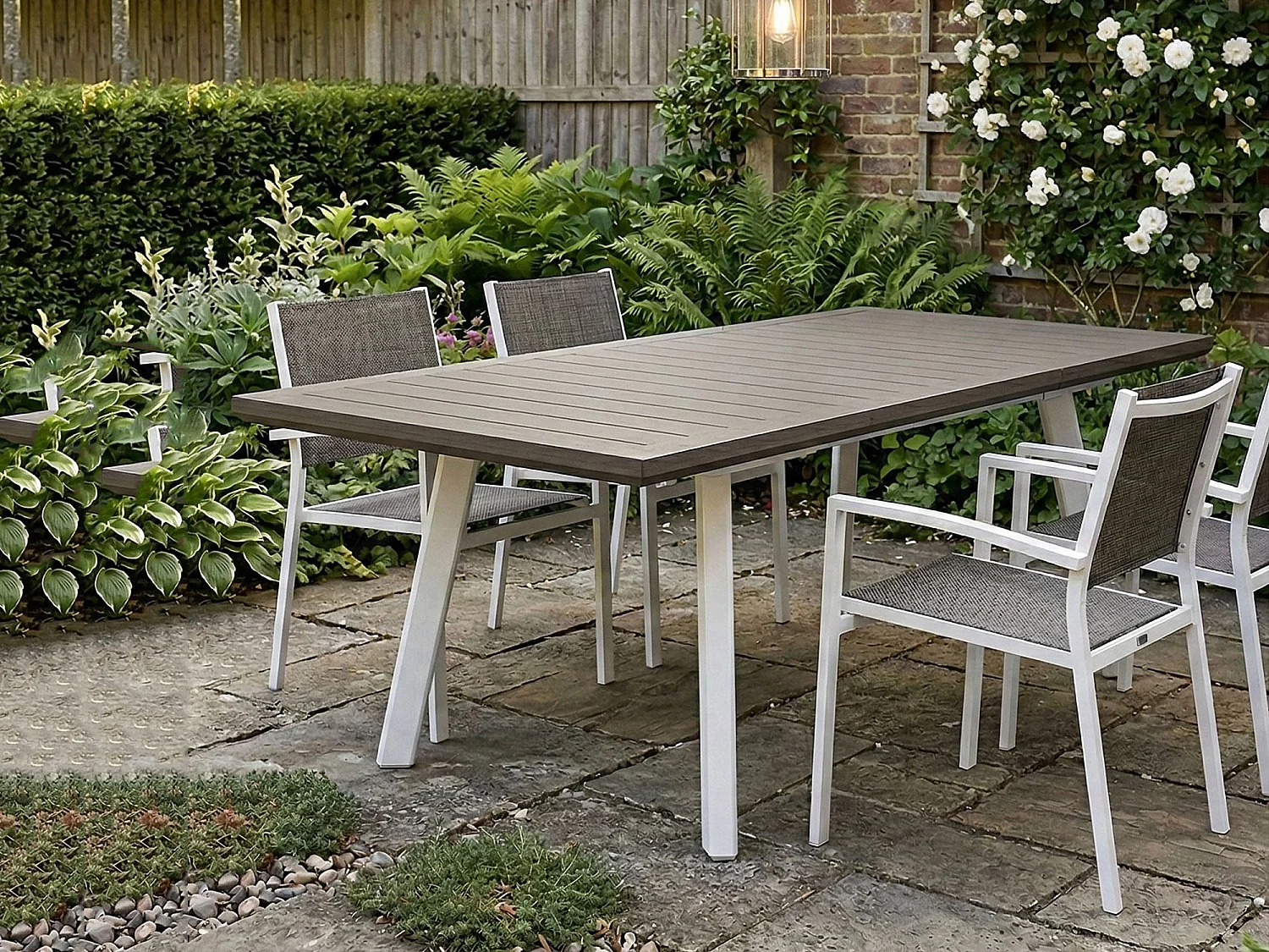Table d'extérieur Penticton, 10 places, 100.5x162x76.5h cm Blanc