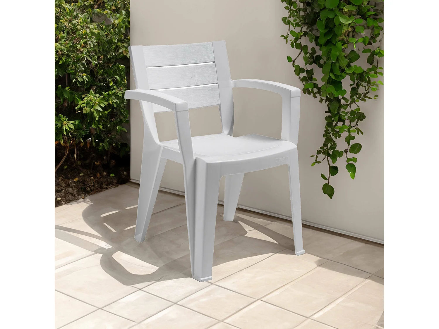 Chaise d'extérieur Camogli, une chaise Made in Italy, blanche