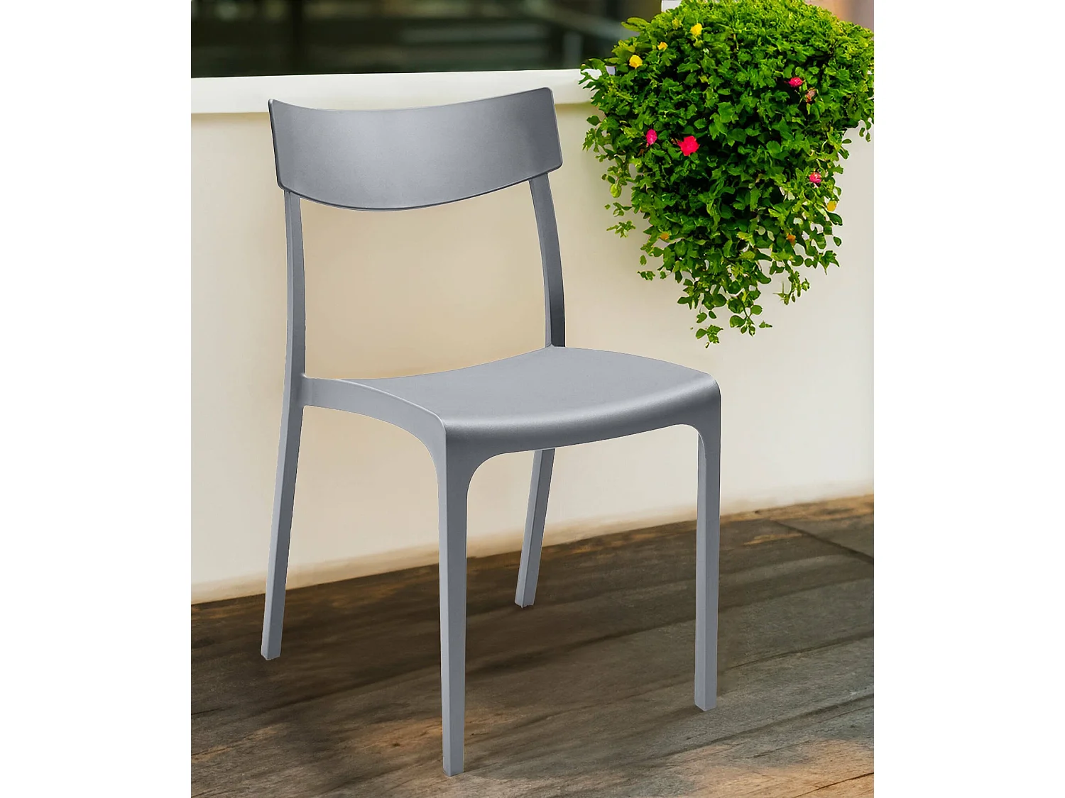 Silla de Exterior Lupia, una silla fabricada en Italia, gris, apilable, peso soportado 110 kg