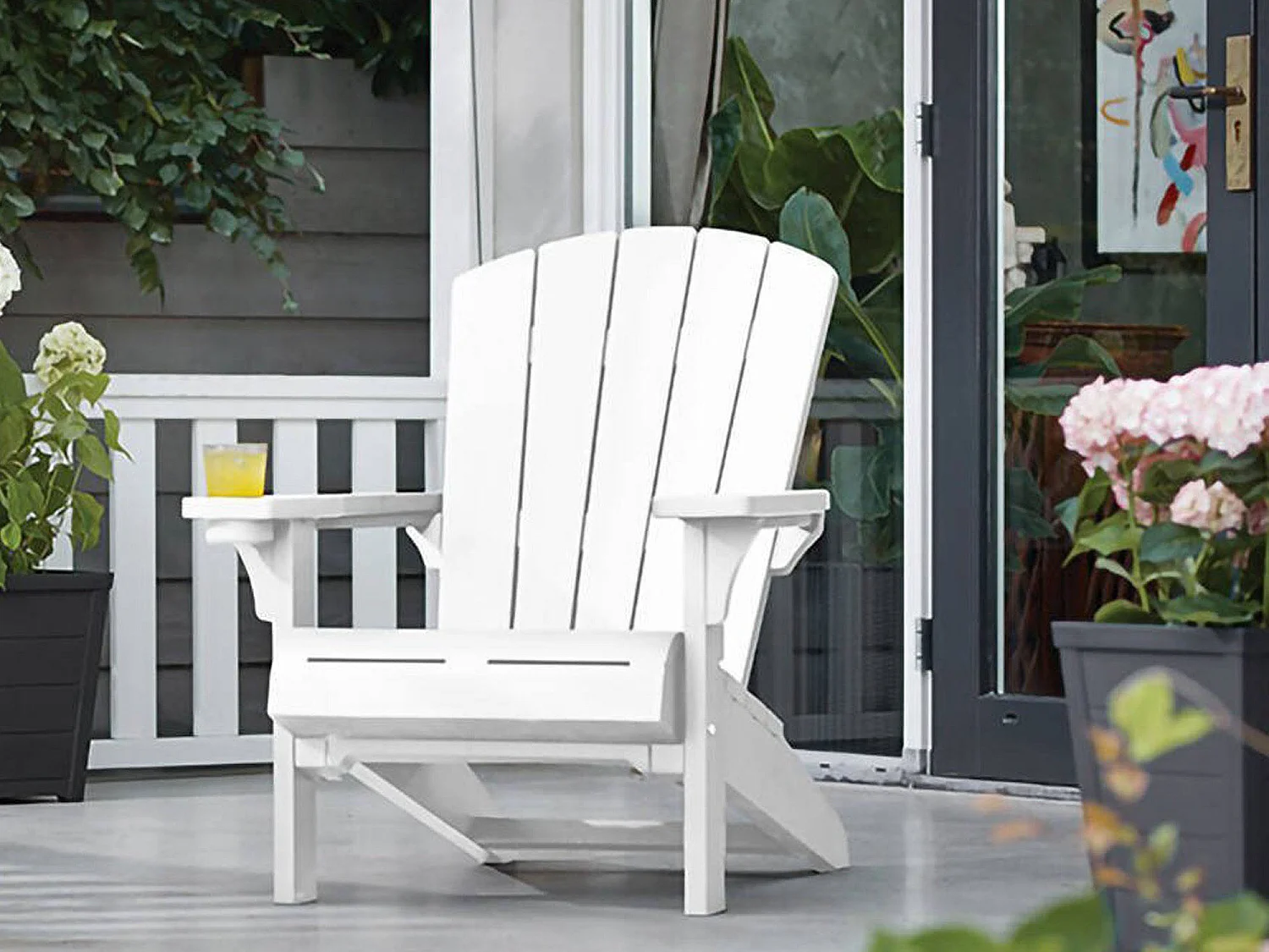 Silla de Exterior Creston, una Silla, Blanca, Apilable, Material de la Estructura en Plástico