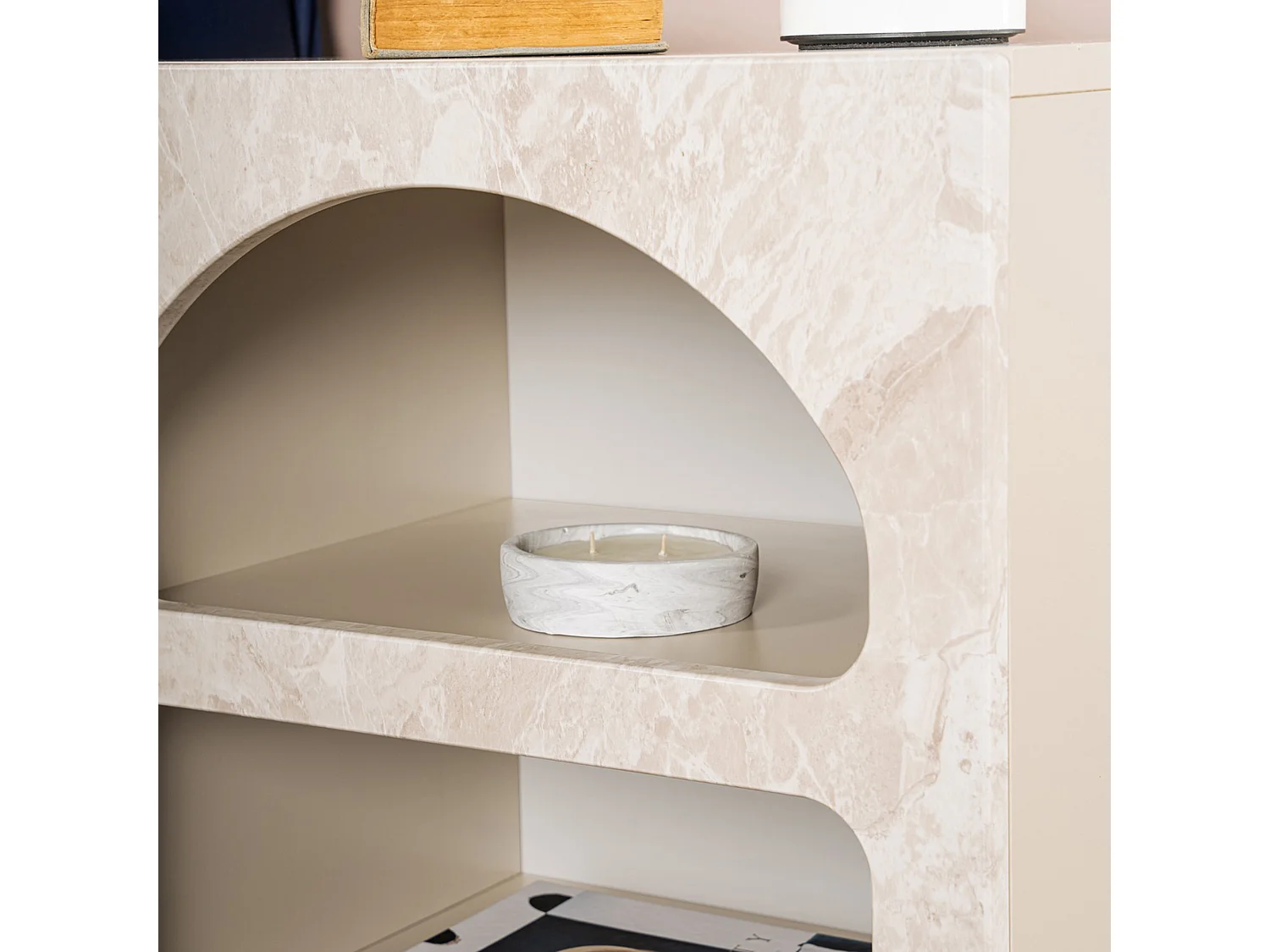 Comodino Nara, 3 Ripiani, 50x40x50h cm Bianco Marmo, Sfumatura Colore Struttura Marmo, Colore Ripiano Bianco