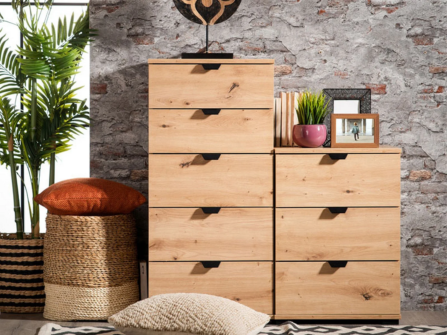 Comodino Talana, 3 Cassetti, 45x40x63h cm Marrone Rovere Nodi, un Ripiano, Apertura Scorrevole