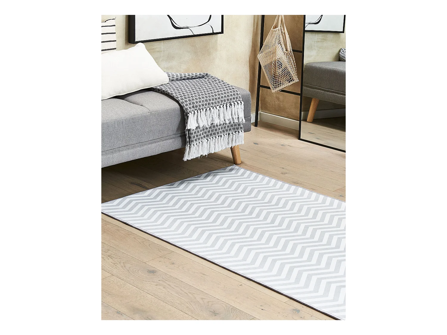 Teppich grau / weiss 70 x 200 cm SAIKHEDA