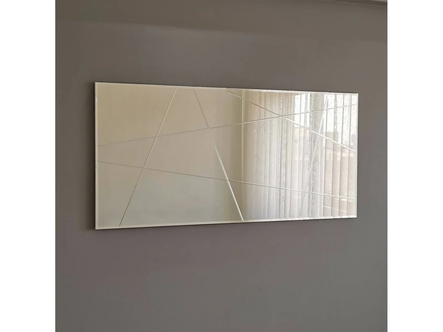 Miroir Thalatte, Structure en bois mélaminé, 2.2x62h cm Argent
