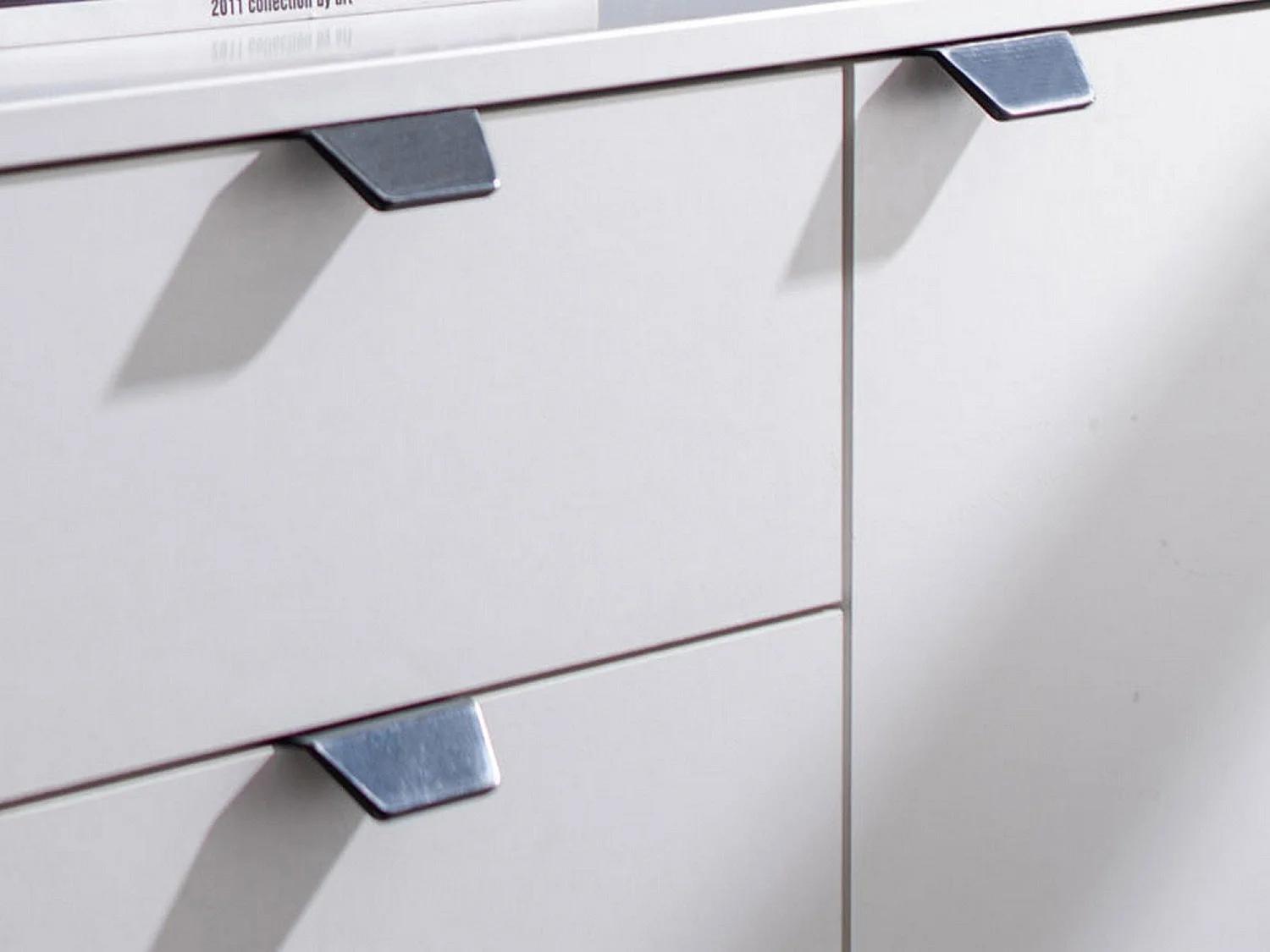 Cassettiera Mainarda, 2 Cassetti, 135x40x95h cm Bianco, Apertura Battente, Scorrevole, Chiusura Battente, Scorrevole