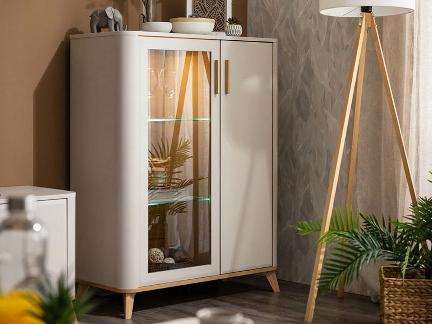 Vitrine Castella, 4 Regalböden, 90x40x117h cm Beige, Präsentationsmöbel, Flügeltüren, 2 Türen
