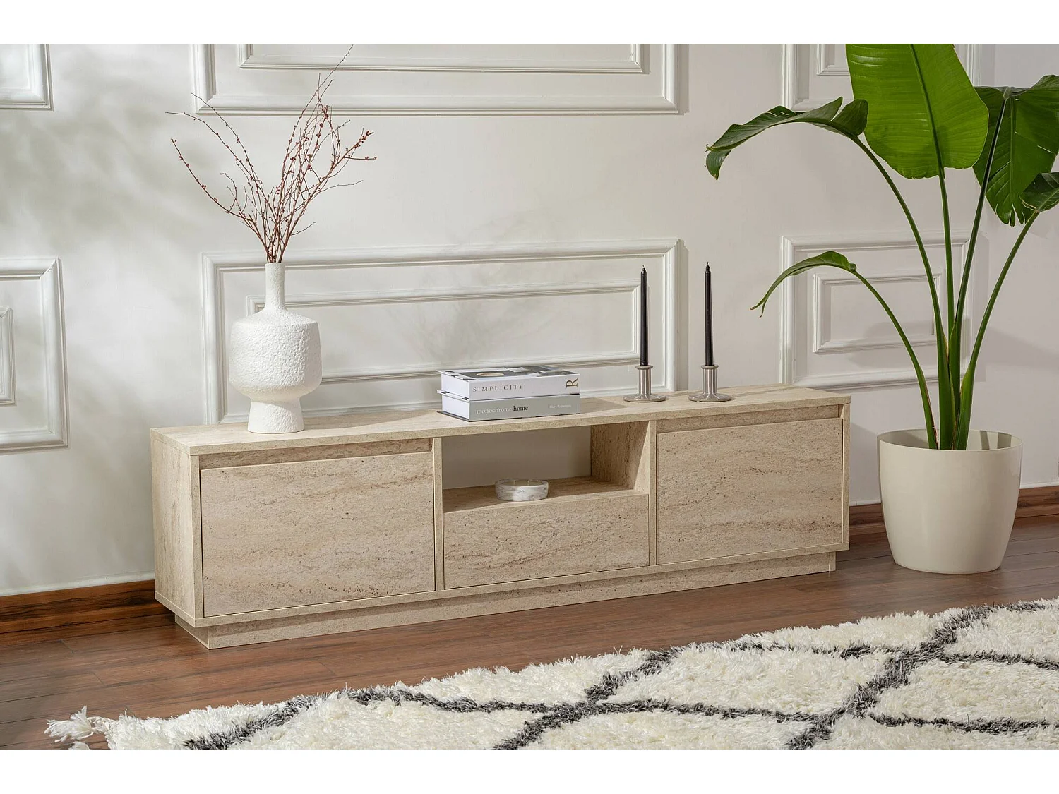 Morrigan tv-meubel, één legplank, 160x30x42h cm beige, 3 deuren, 4 vakken