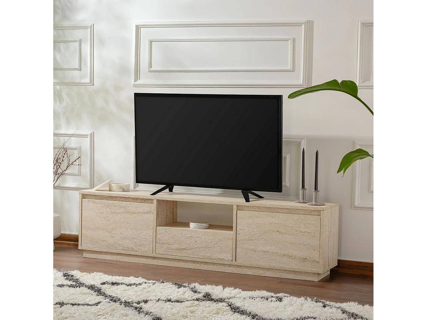 Morrigan tv-meubel, één legplank, 160x30x42h cm beige, 3 deuren, 4 vakken