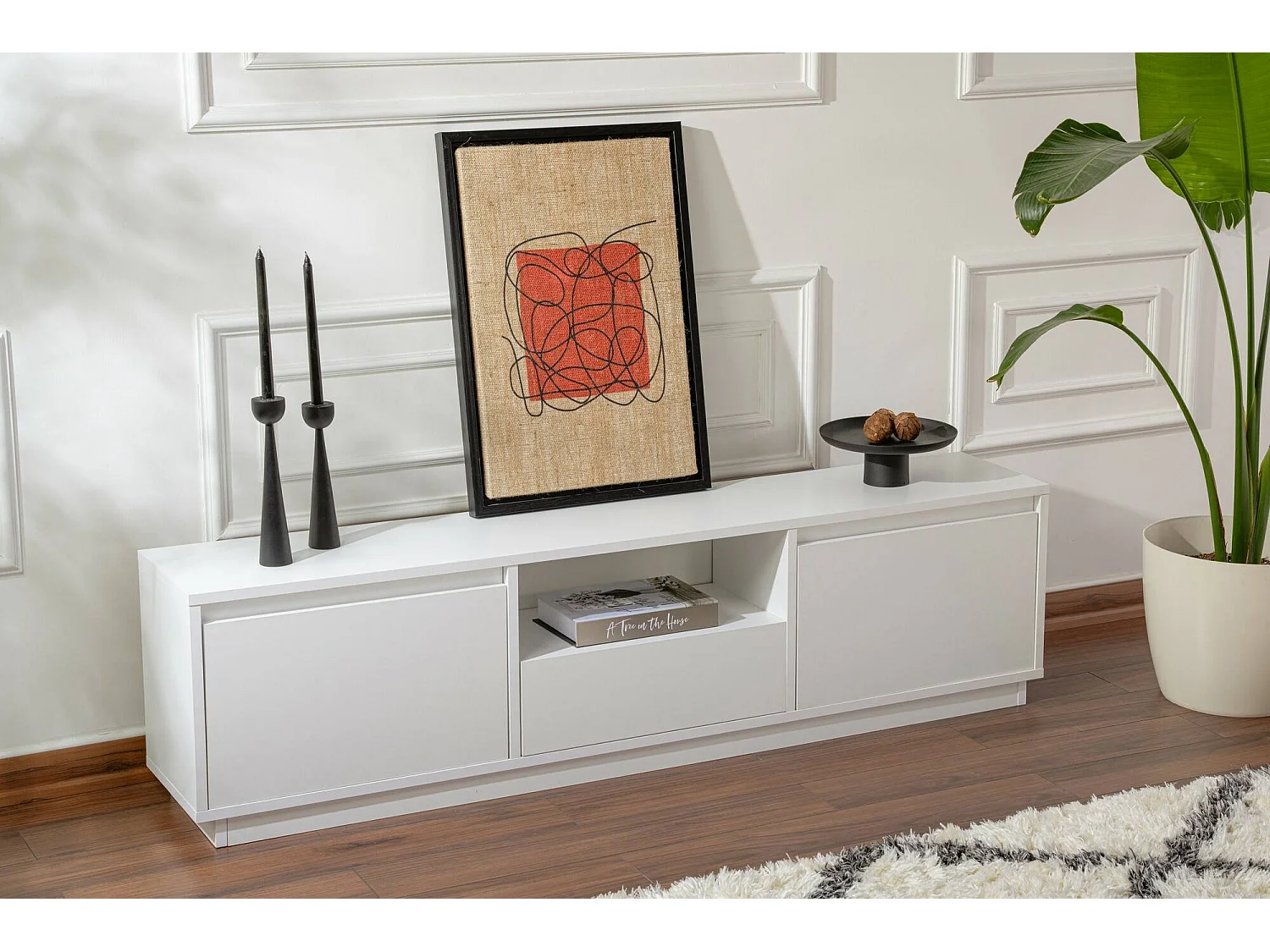 Tv-meubel Morrigan, één legplank, 160x30x42h cm wit, 3 deuren, 4 vakken
