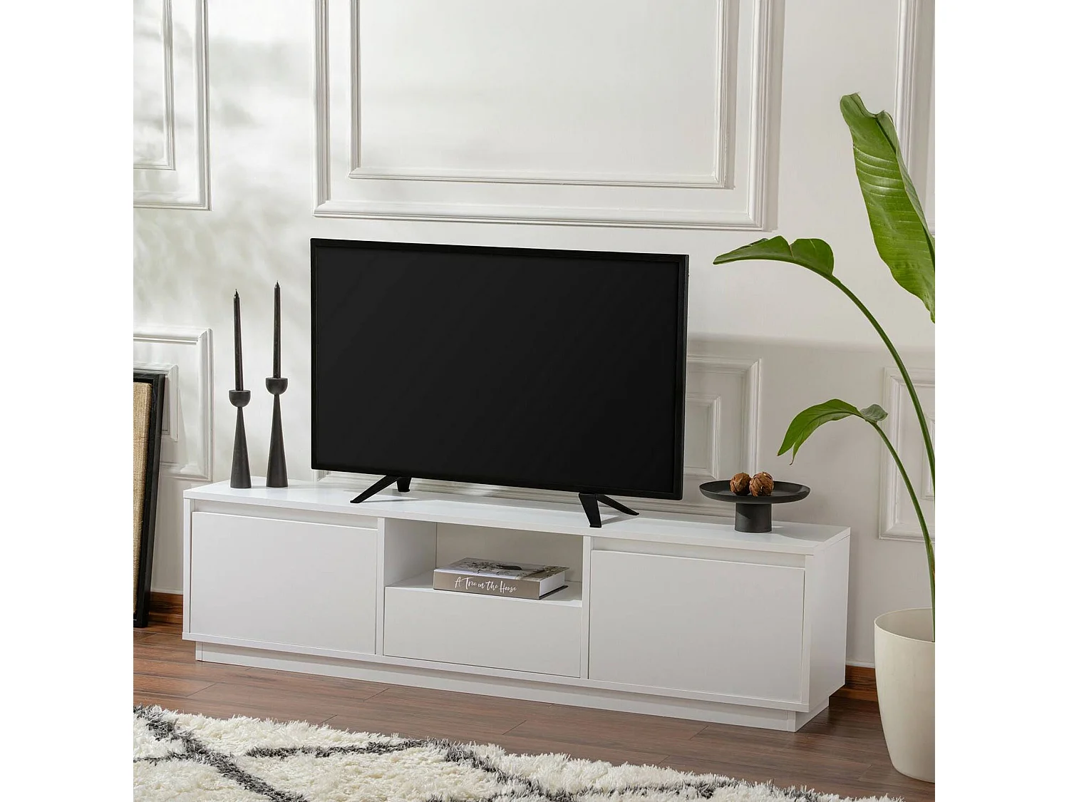 Tv-meubel Morrigan, één legplank, 160x30x42h cm wit, 3 deuren, 4 vakken