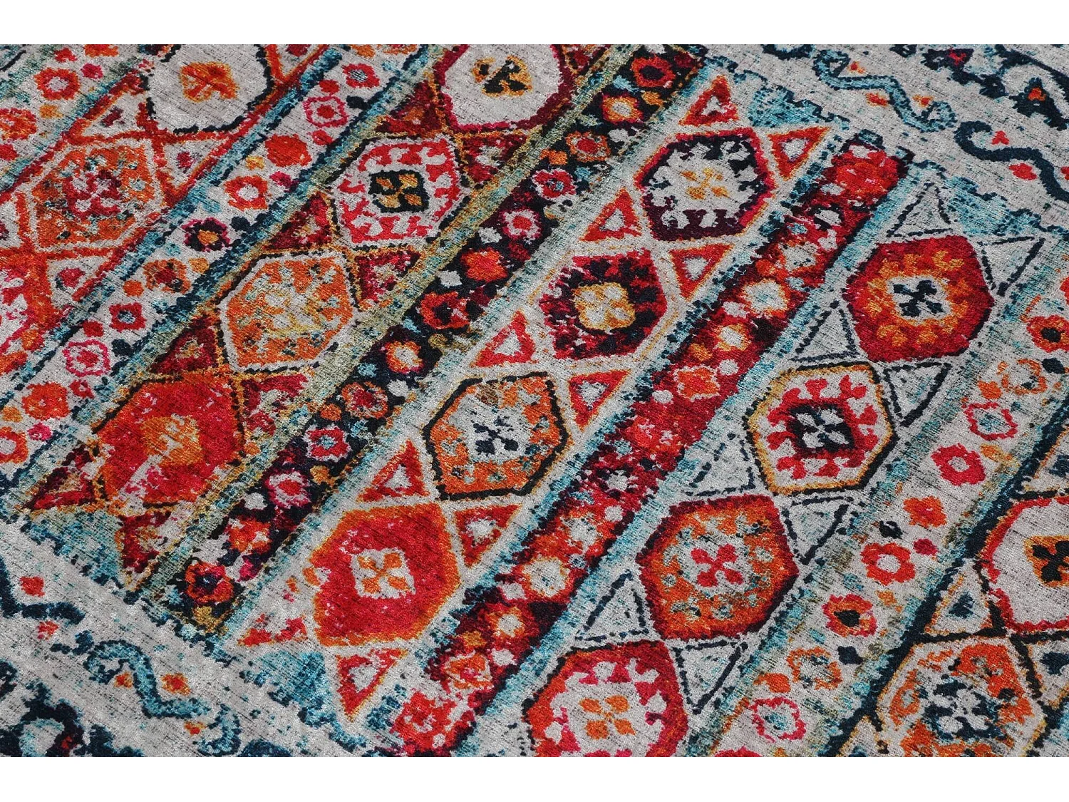 Tapis de Bain Dyersburg, Lavable en Machine, 60x100 cm Multicolore