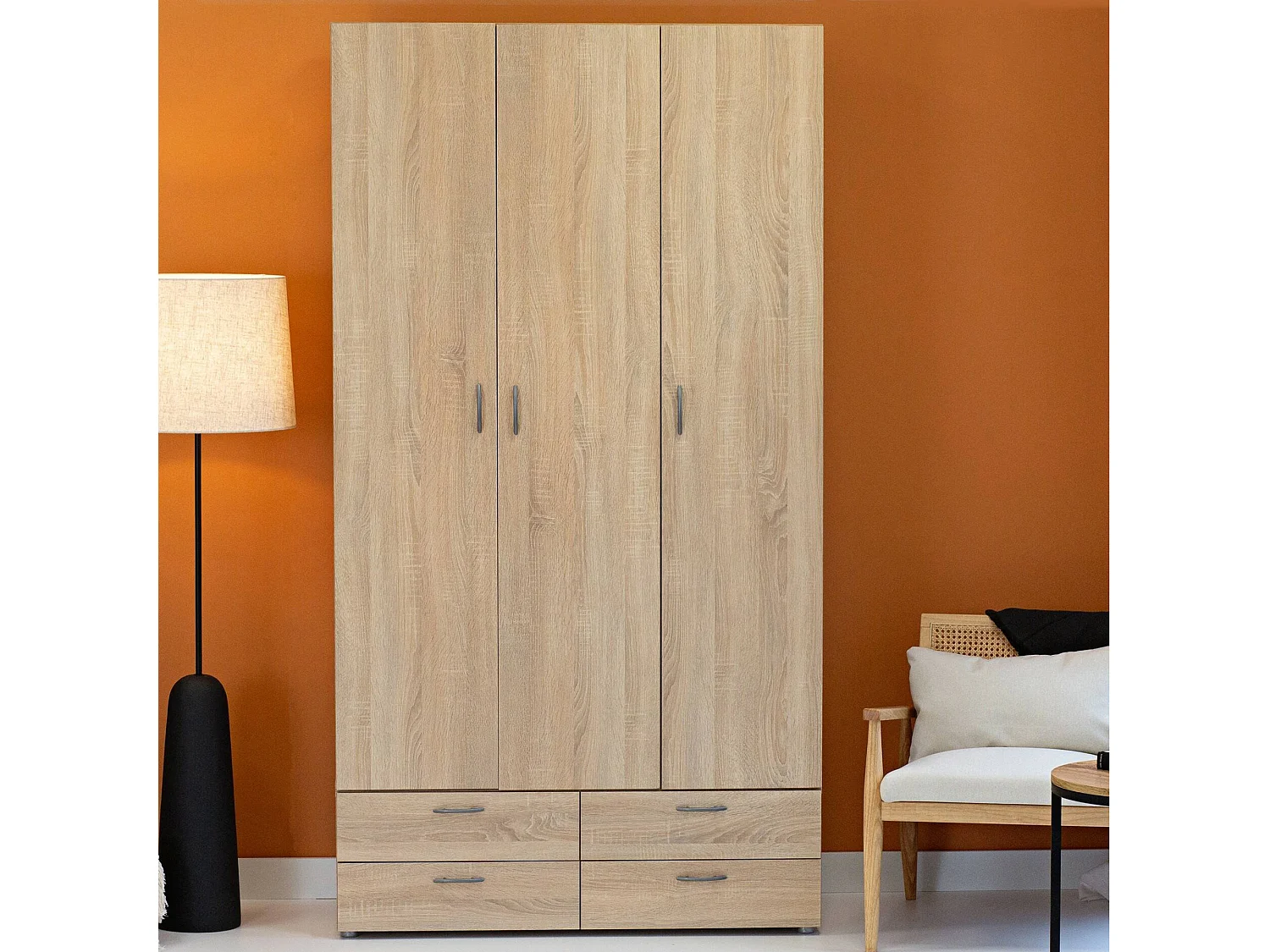 Kledingkast Randazzo met 3 deuren, 4 legplanken, 111x52 cm eikenbruin, slaapkamerkast, 4 laden, kledingroede