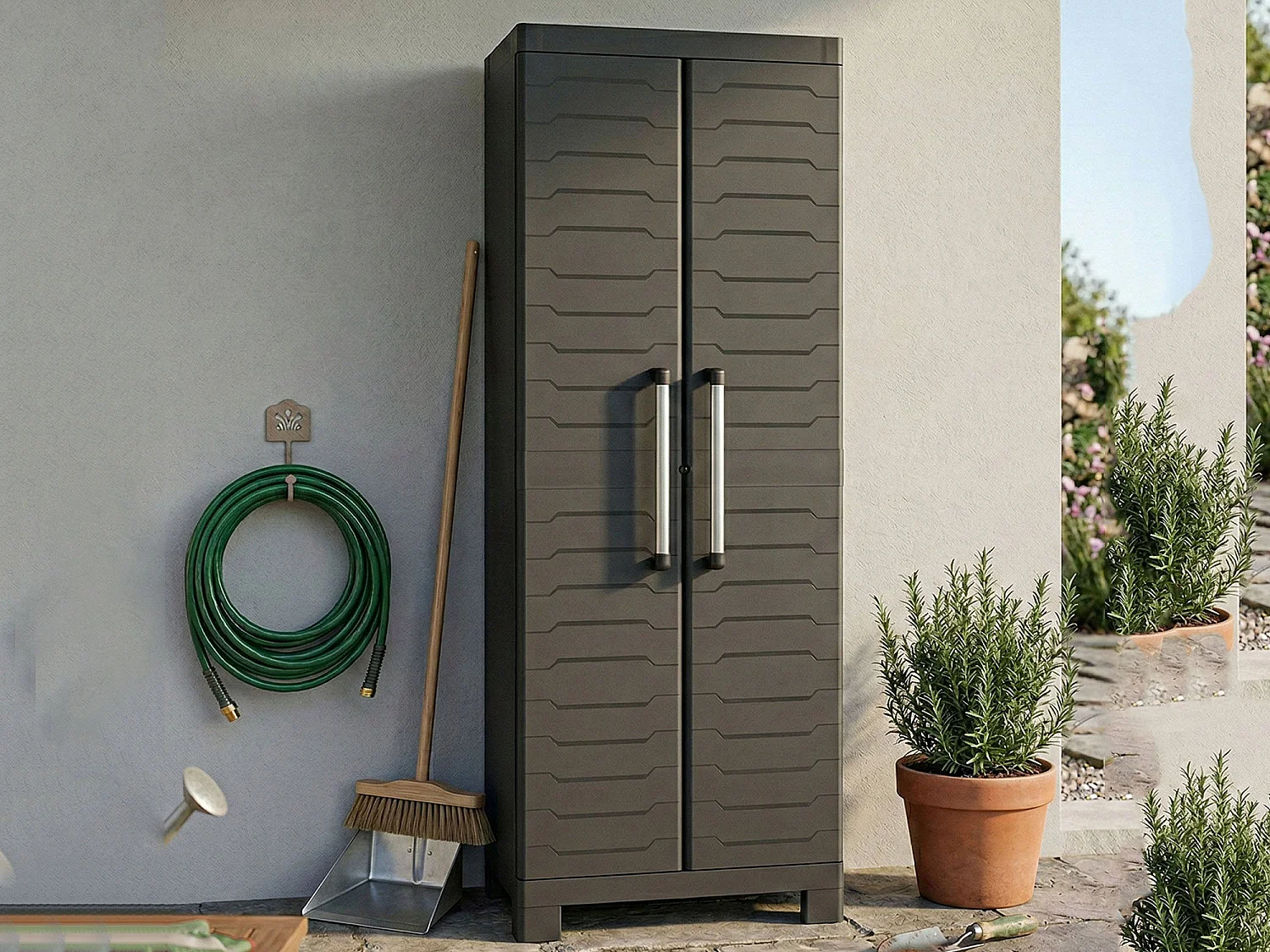 Buitenkast Terrebonne, 4 legplanken, Gemaakt in Italië, 65x45x182h cm zwart, tuinmeubel, 2 deuren, waterdicht